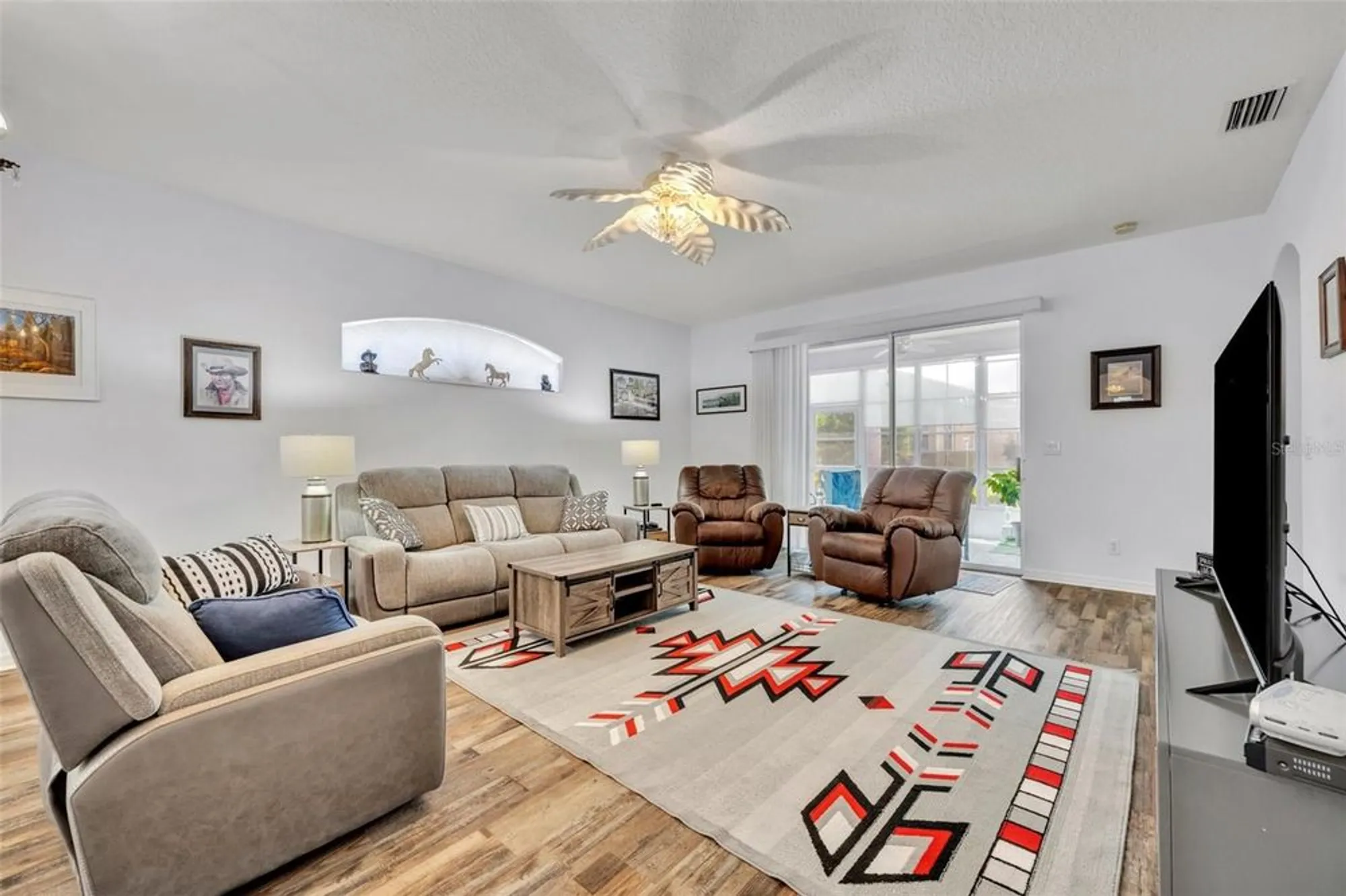 Property Slideshow image 8 of 65 | 5964 brittania blvd, Tavares, FL, 32778