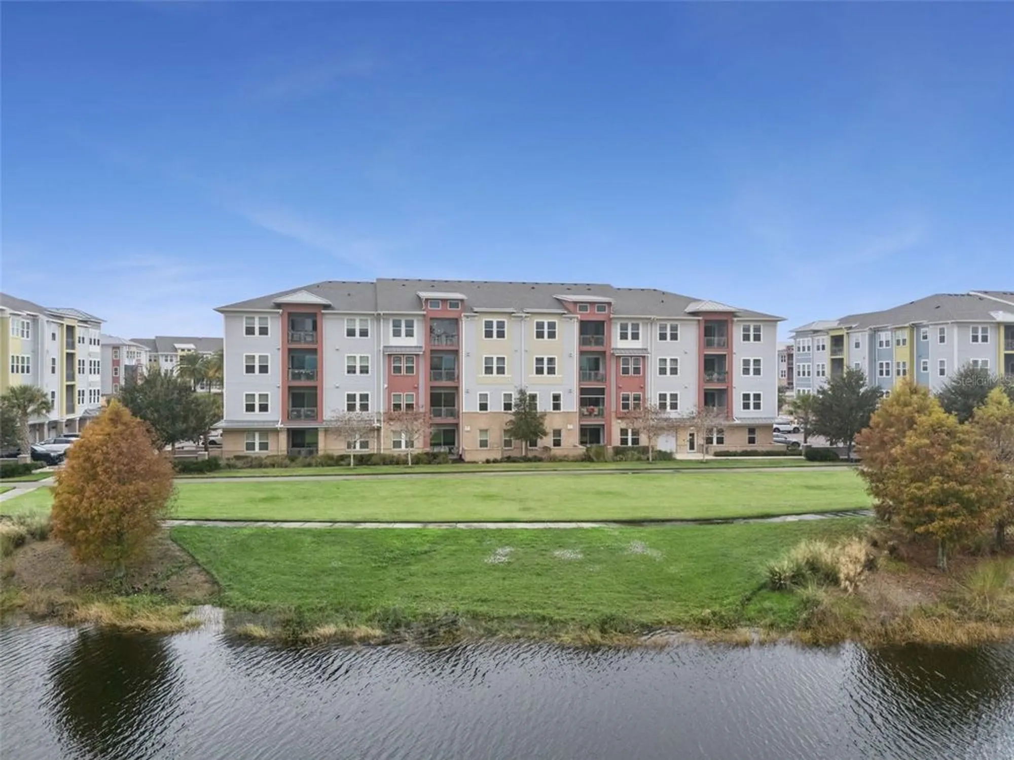 Property Slideshow image 1 of 58 | 7565 laureate blvd unit 3304, Orlando, FL, 32827