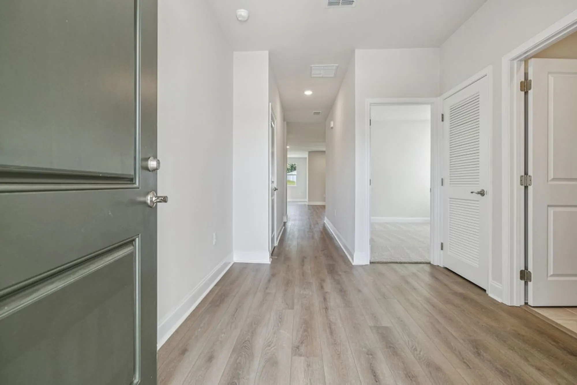 Property Slideshow image 6 of 48 | 312 stonehaus cir, Antioch, TN, 37013