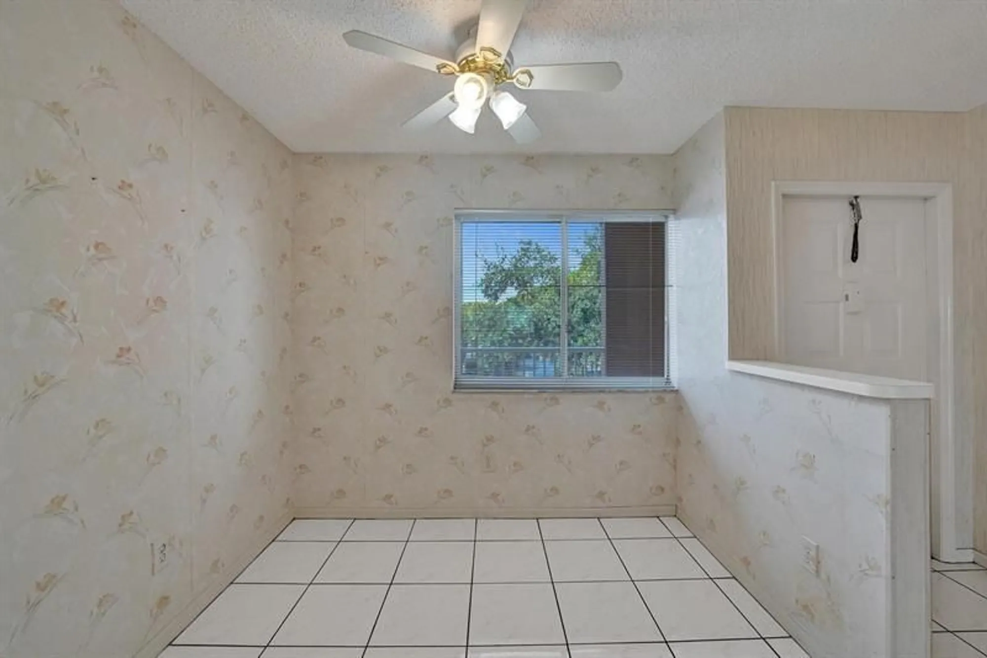 Property Slideshow image 16 of 61 | 9587 weldon cir apt b312, Fort Lauderdale, FL, 33321