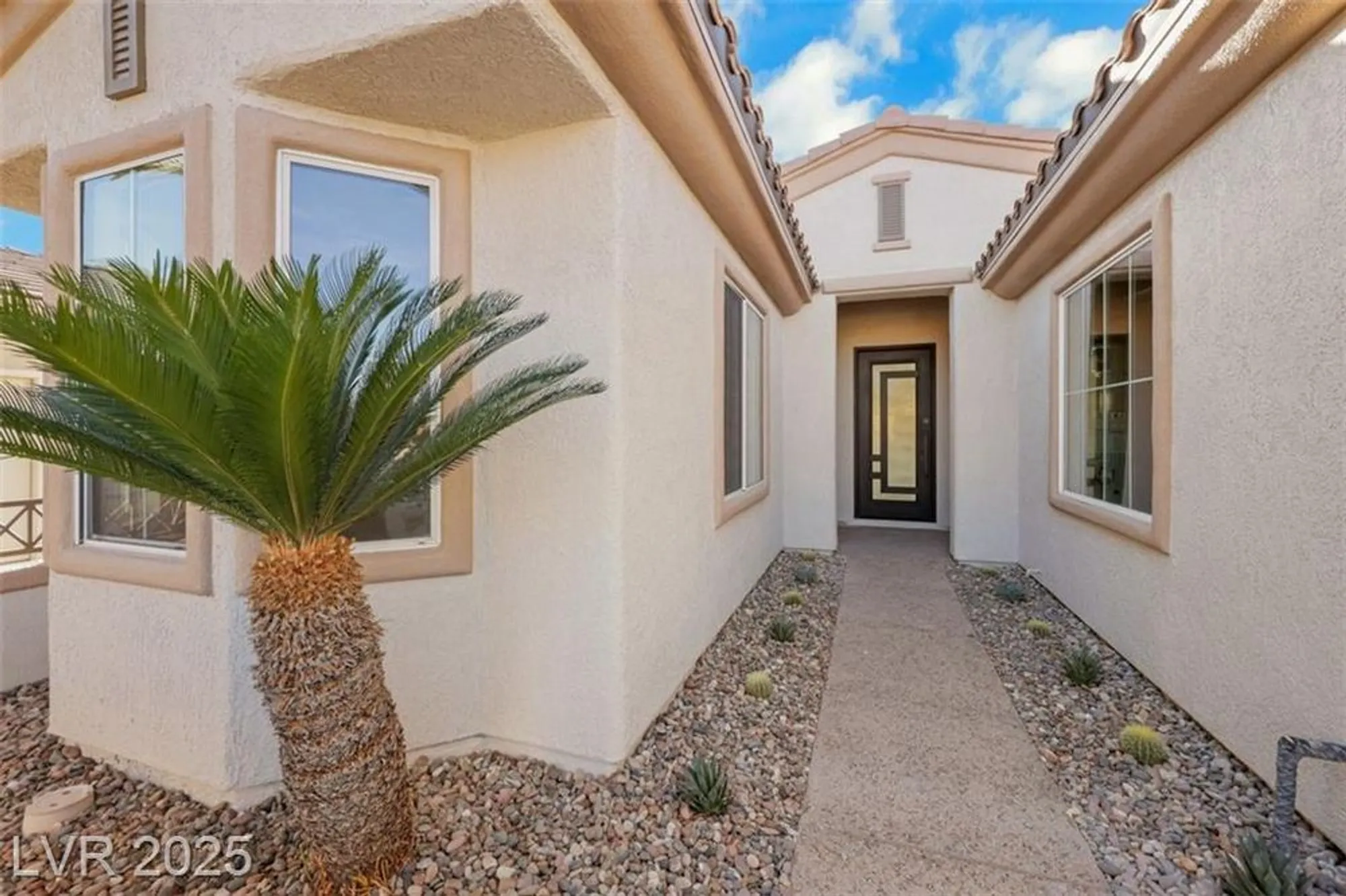 Property Slideshow image 28 of 38 | 4987 pensier st, Las Vegas, NV, 89135