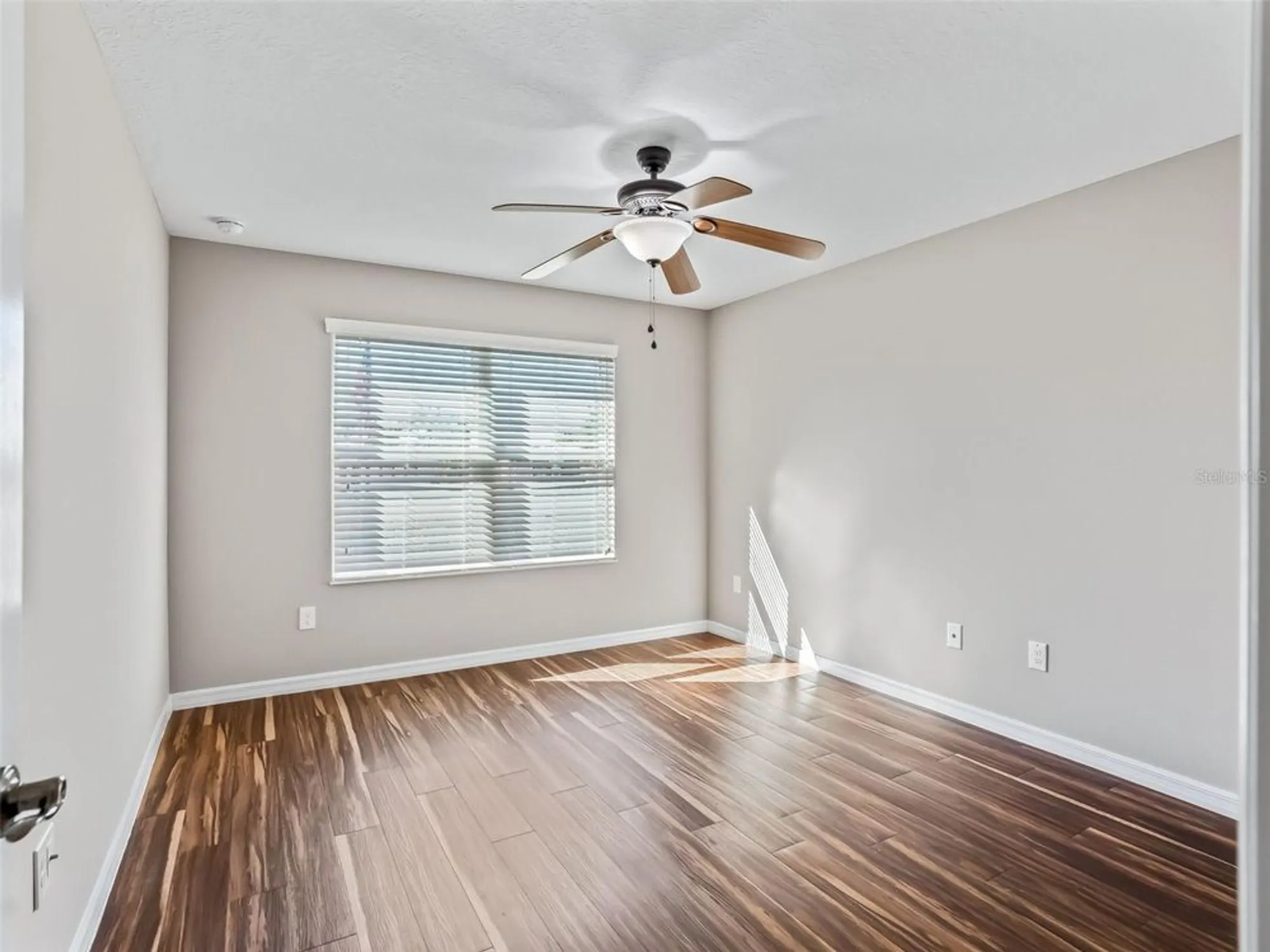 Property Slideshow image 25 of 37 | 828 silver oak ave, Lady Lake, FL, 32159