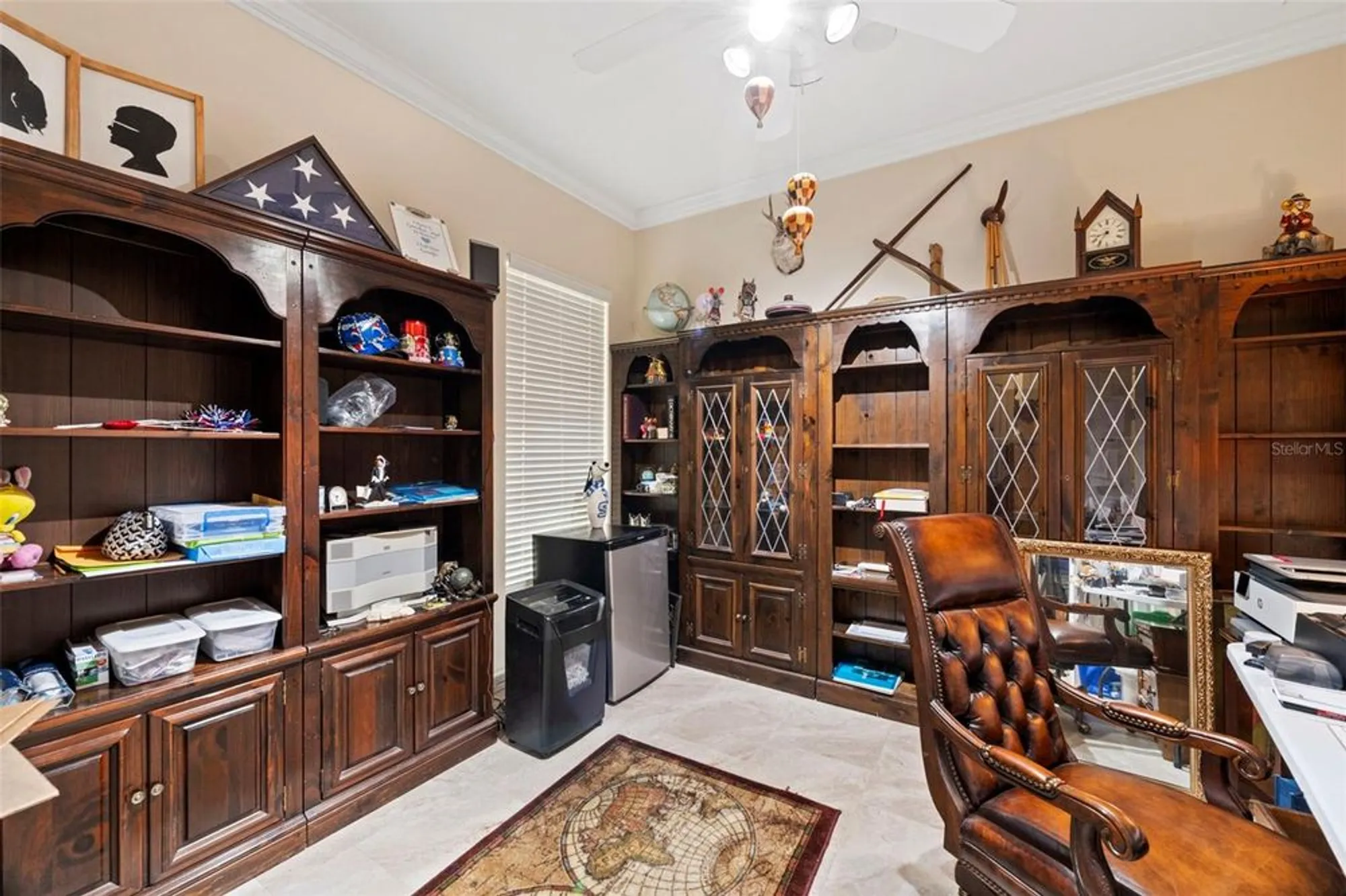 Property Slideshow image 16 of 62 | 5791 girona pl, Sarasota, FL, 34238