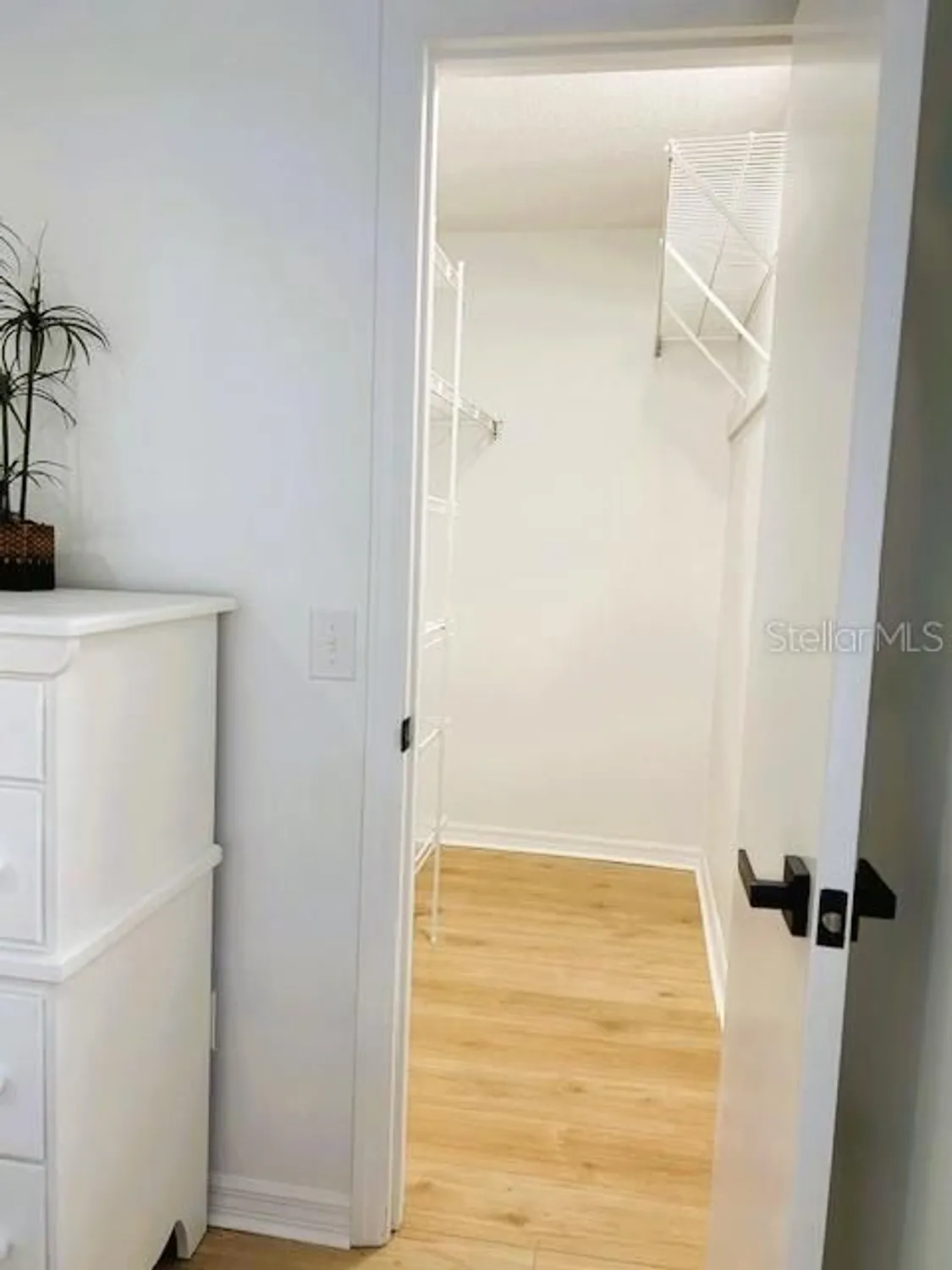 Property Slideshow image 19 of 41 | 528 valencia pl, Lady Lake, FL, 32159