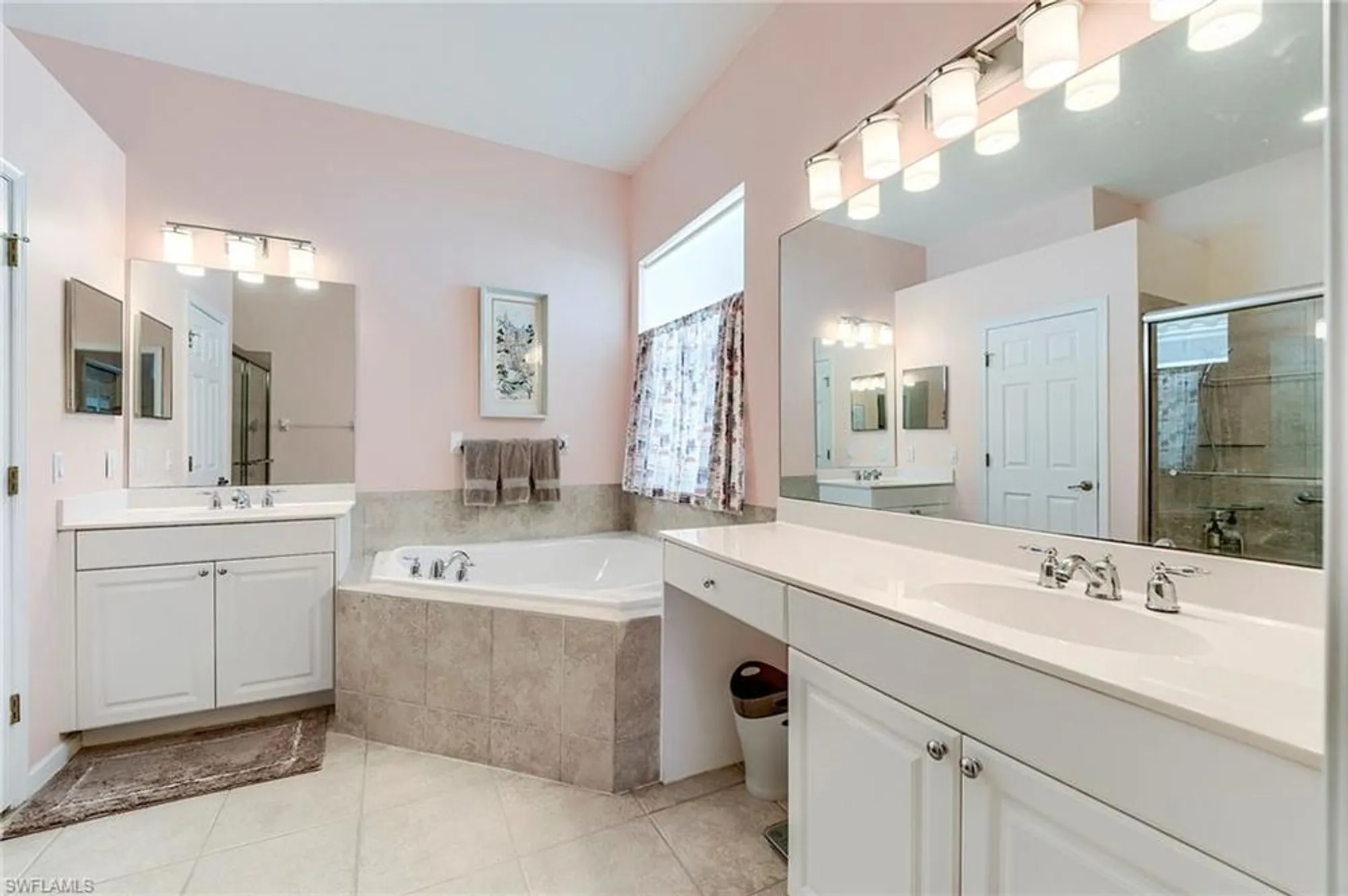 Property Slideshow image 31 of 49 | 3806 lakeview isle ct, Fort Myers, FL, 33905