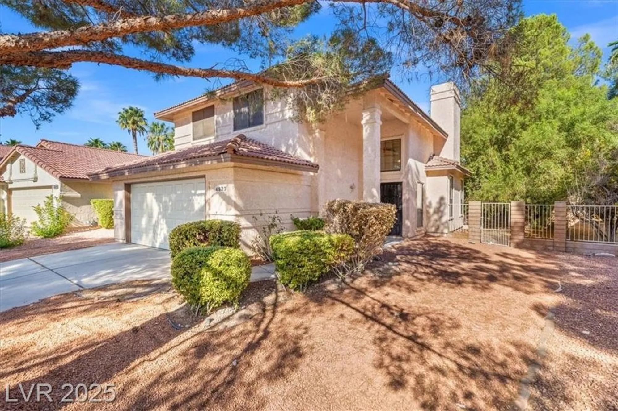 Property Slideshow image 9 of 37 | 4833 fiesta lakes st, Las Vegas, NV, 89130