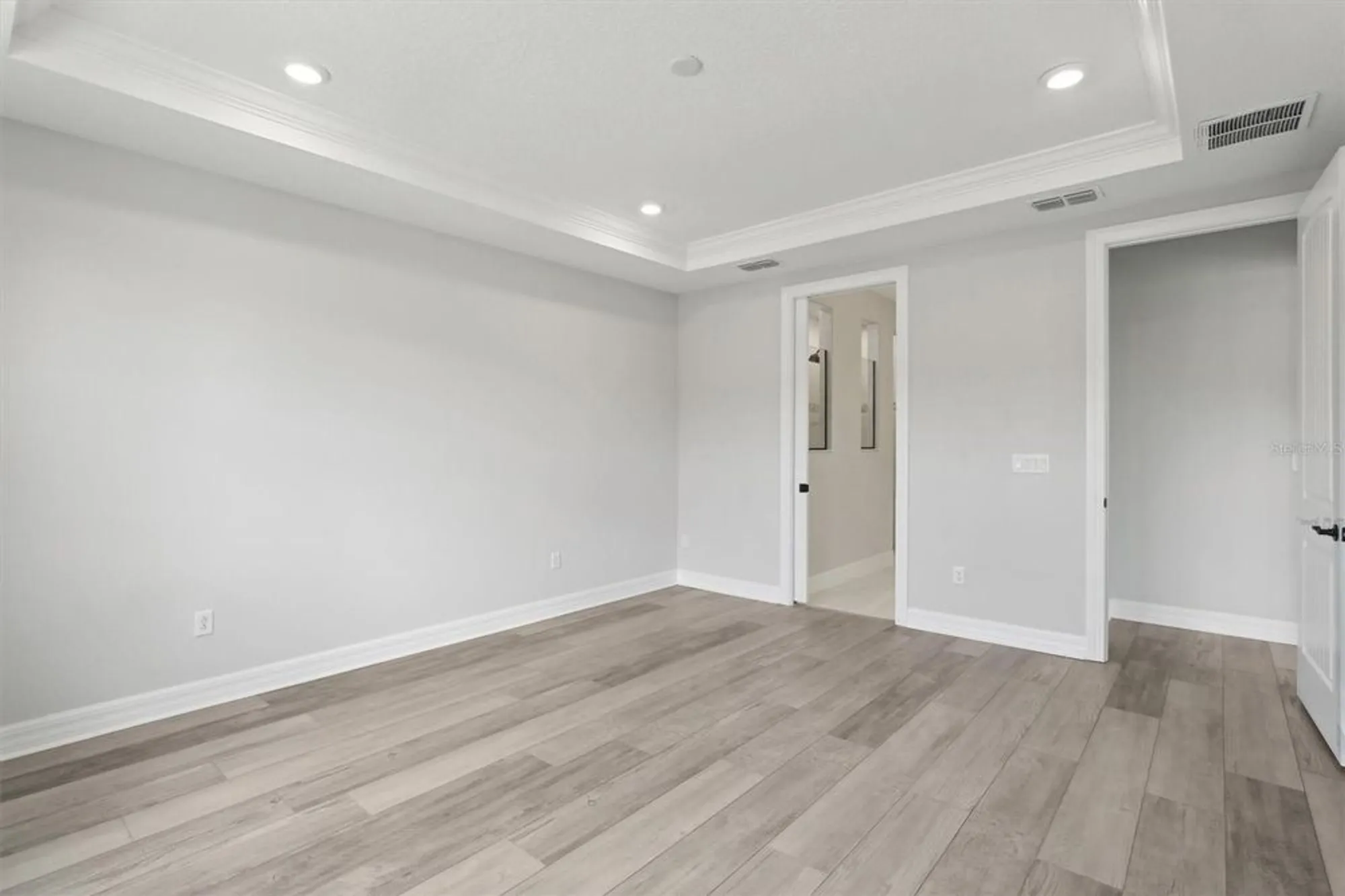 Property Slideshow image 16 of 37 | 2797 top hill ct, Minneola, FL, 34715