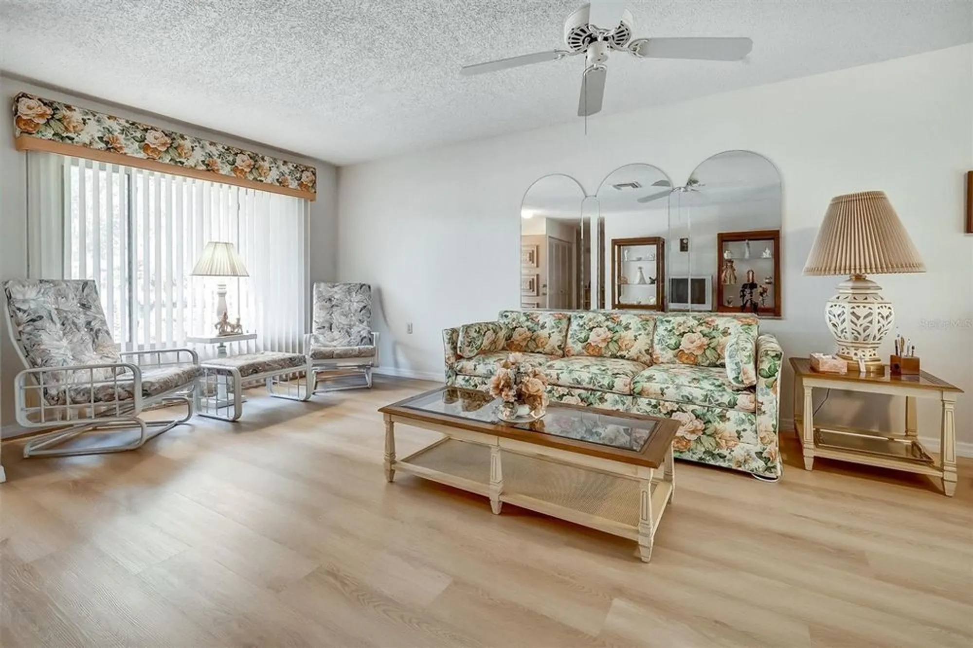 Property Slideshow image 9 of 45 | 8420 winding wood dr, Port Richey, FL, 34668