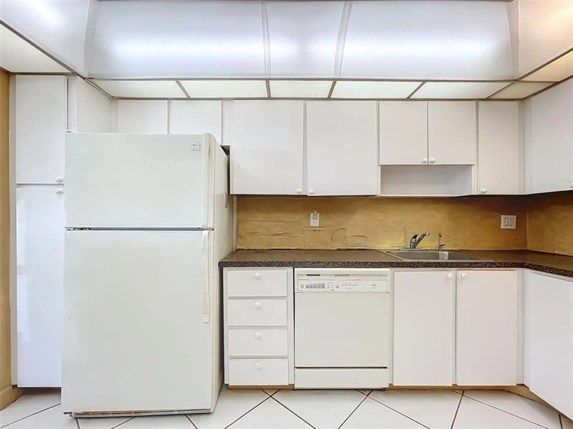 Property Slideshow image 22 of 83 | 1035 nw 88th ave c89, Plantation, FL, 33322