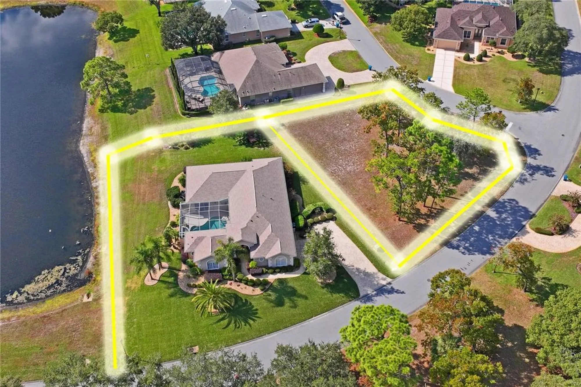 Property Slideshow image 82 of 100 | 9298 grand cypress dr, Weeki Wachee, FL, 34613