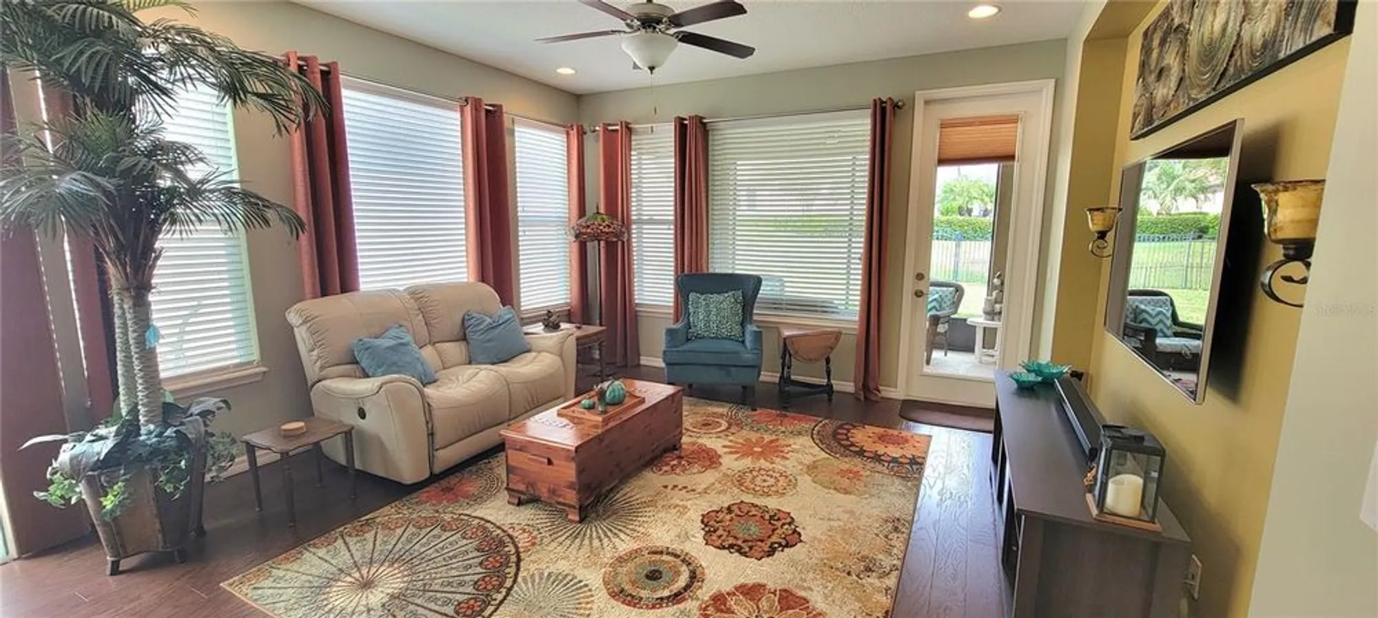 Property Slideshow image 9 of 61 | 79 bayou bend rd, Groveland, FL, 34736