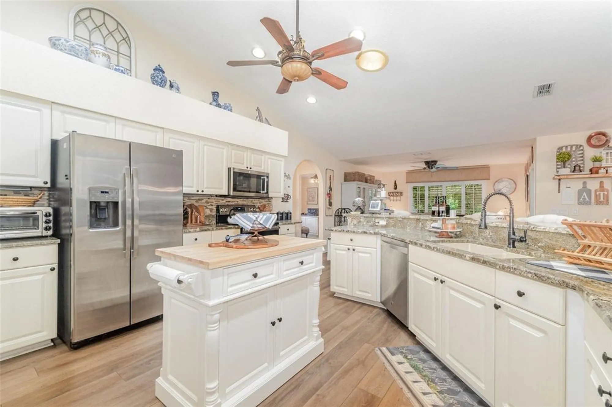 Property Slideshow image 6 of 29 | 11284 sw 139th pl, Dunnellon, FL, 34432