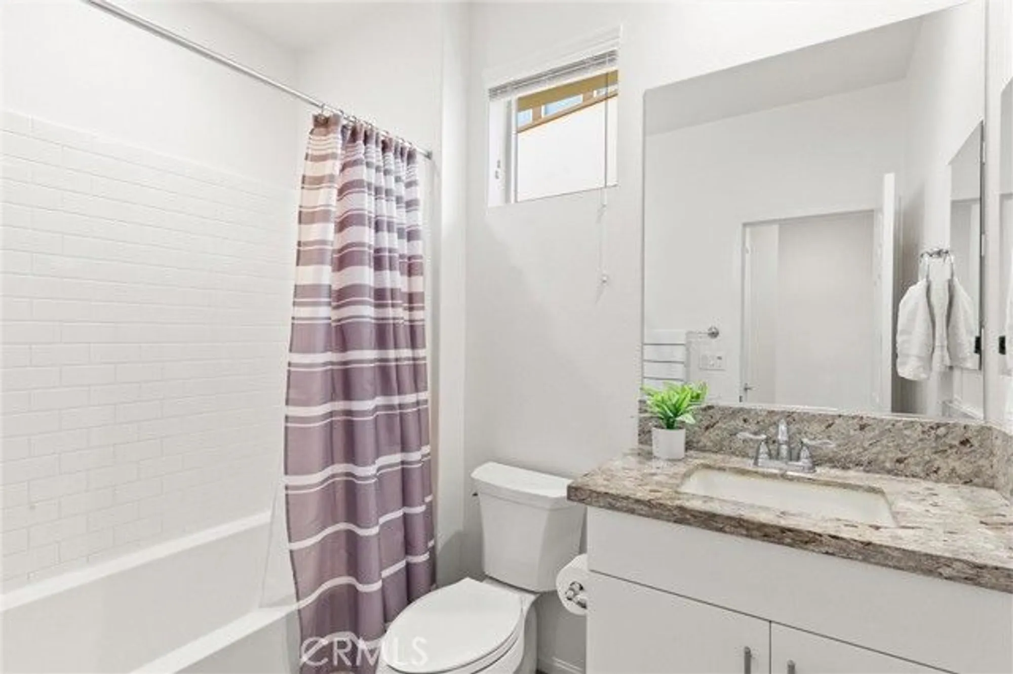 Property Slideshow image 14 of 36 | 82663 rosewood dr, Indio, CA, 92201