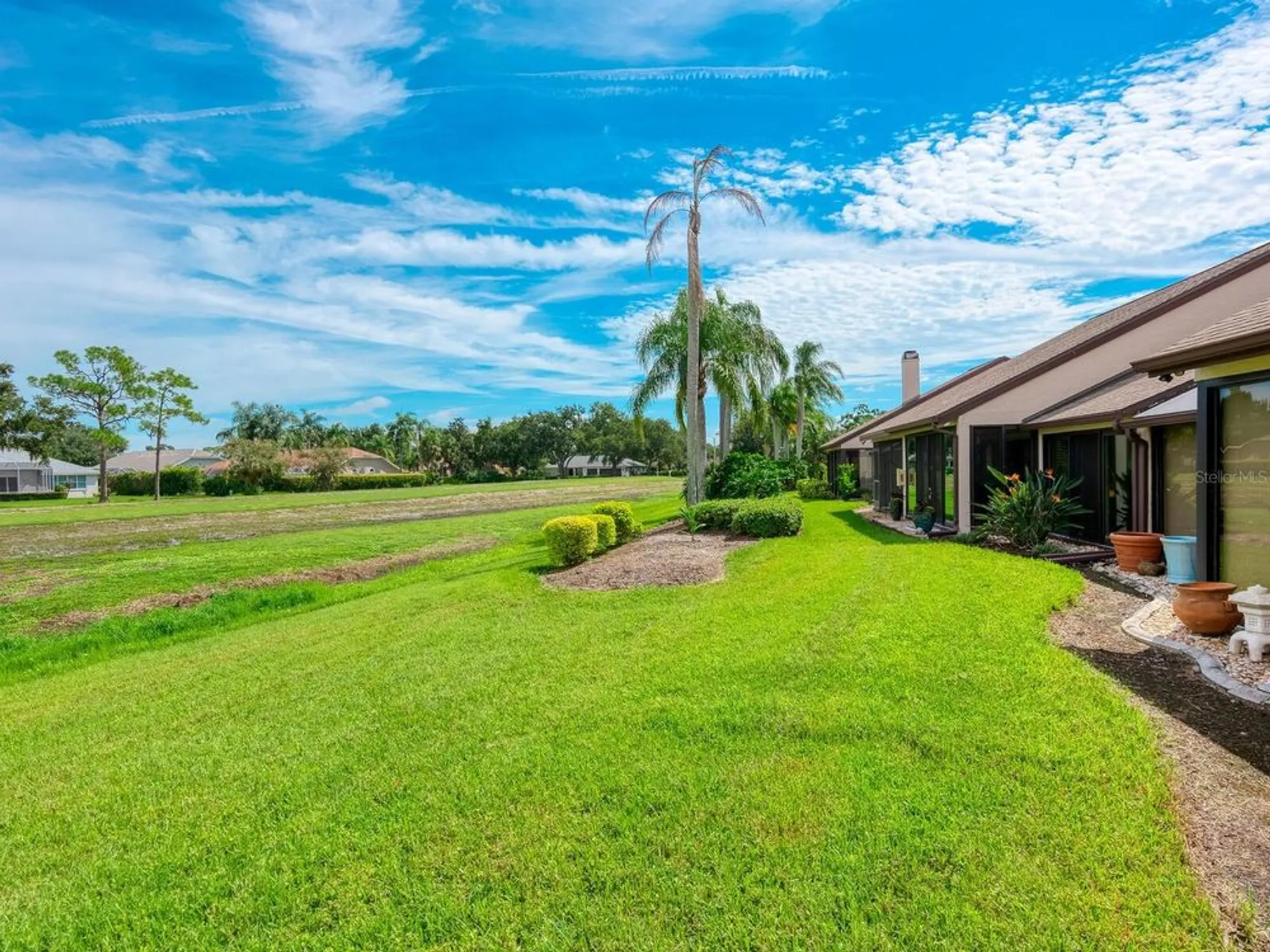 Property Slideshow image 35 of 73 | 6103 clubside dr # 6103, Sarasota, FL, 34243