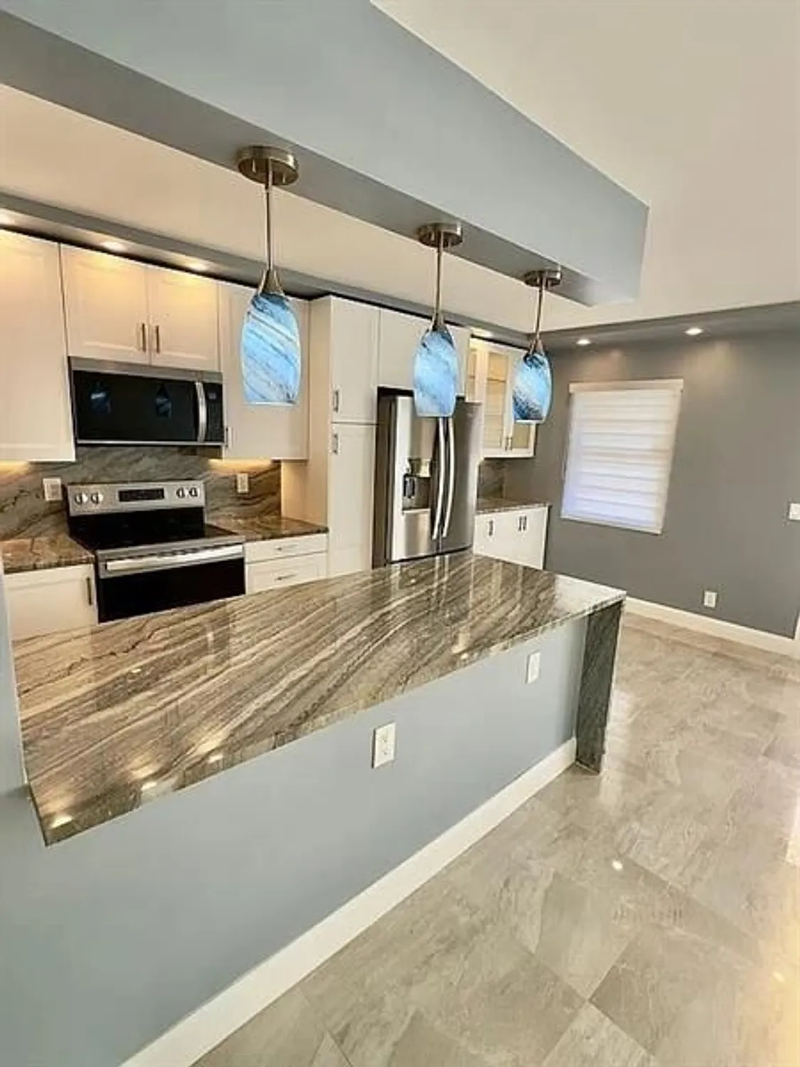 Property Slideshow image 7 of 43 | 3021 guildford b b, Boca Raton, FL, 33434
