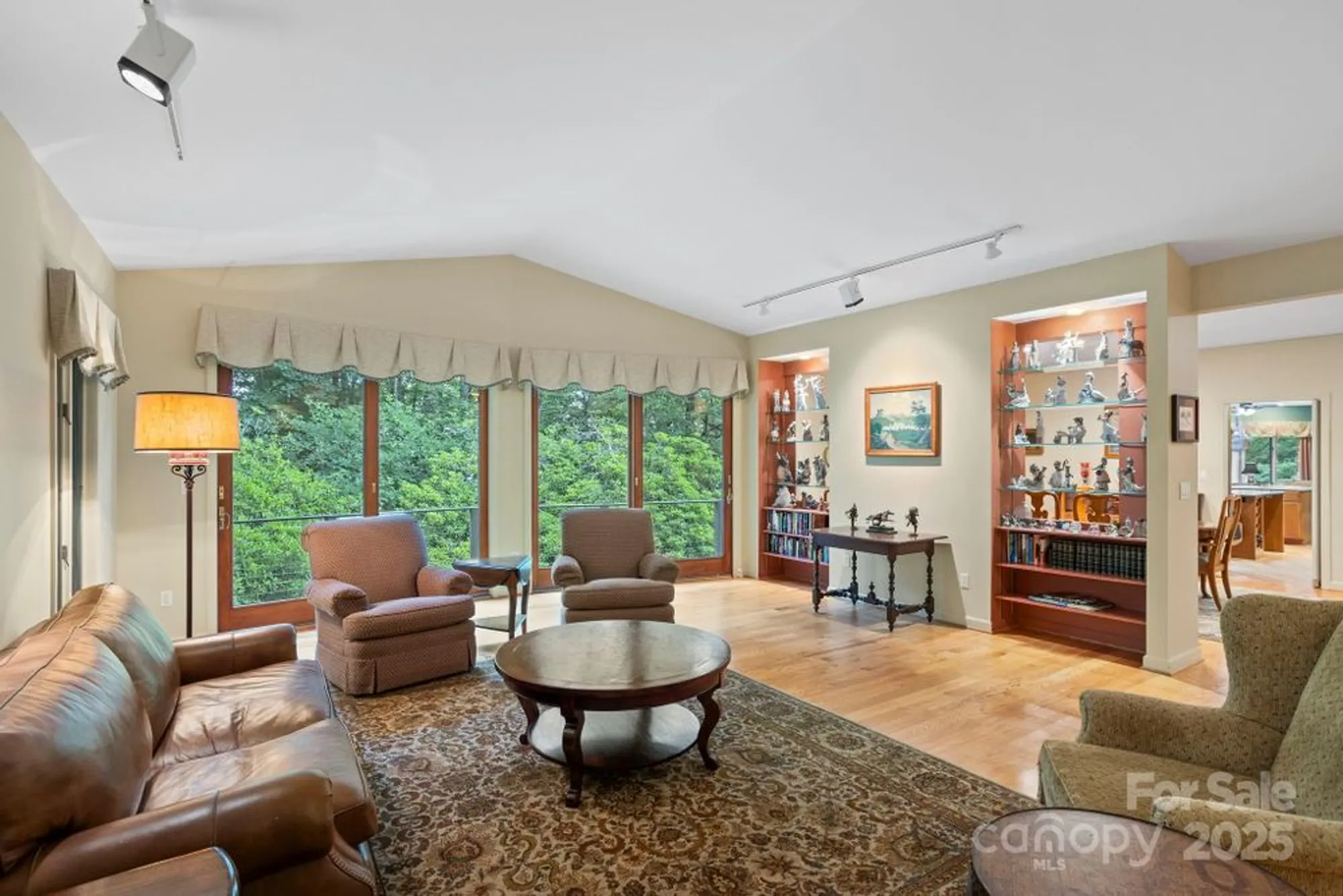 Property Slideshow image 20 of 48 | 100 elmridge dr, Flat Rock, NC, 28731