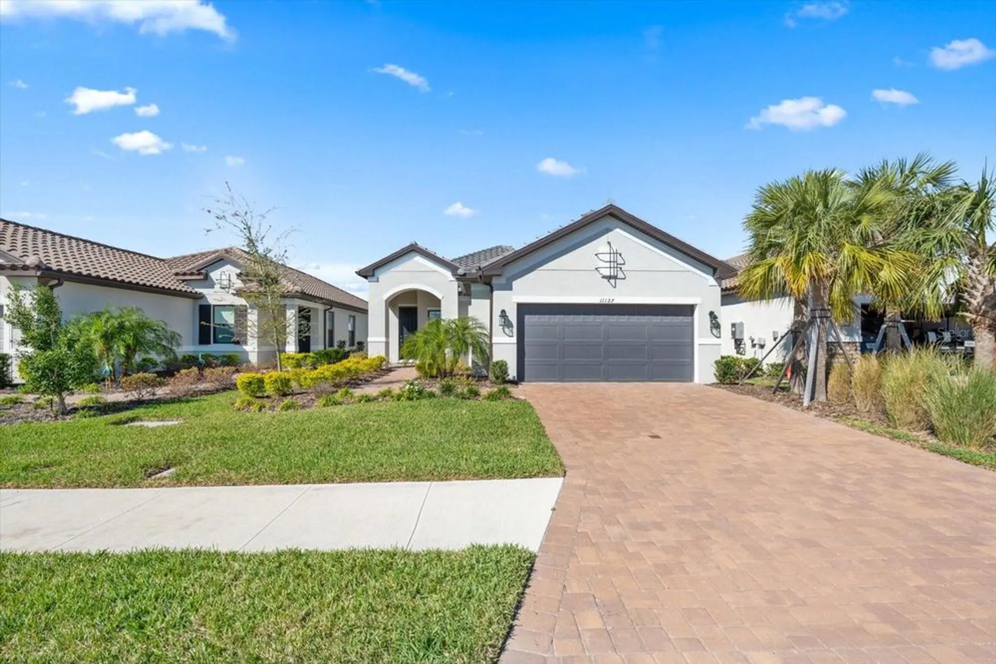 Property Slideshow image 33 of 54 | 11127 devonbridge dr, Palmetto, FL, 34221