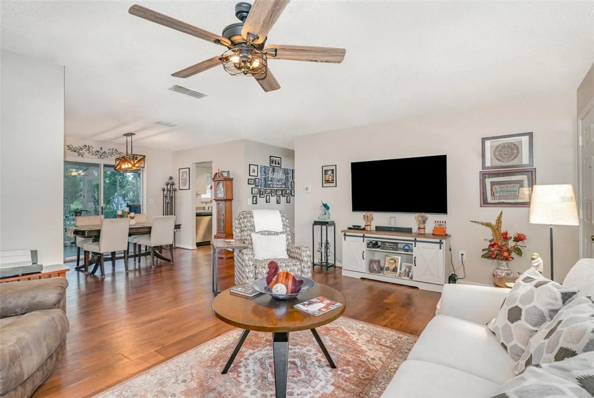 Property Slideshow image 6 of 41 | 17571 se 108th ave, Summerfield, FL, 34491