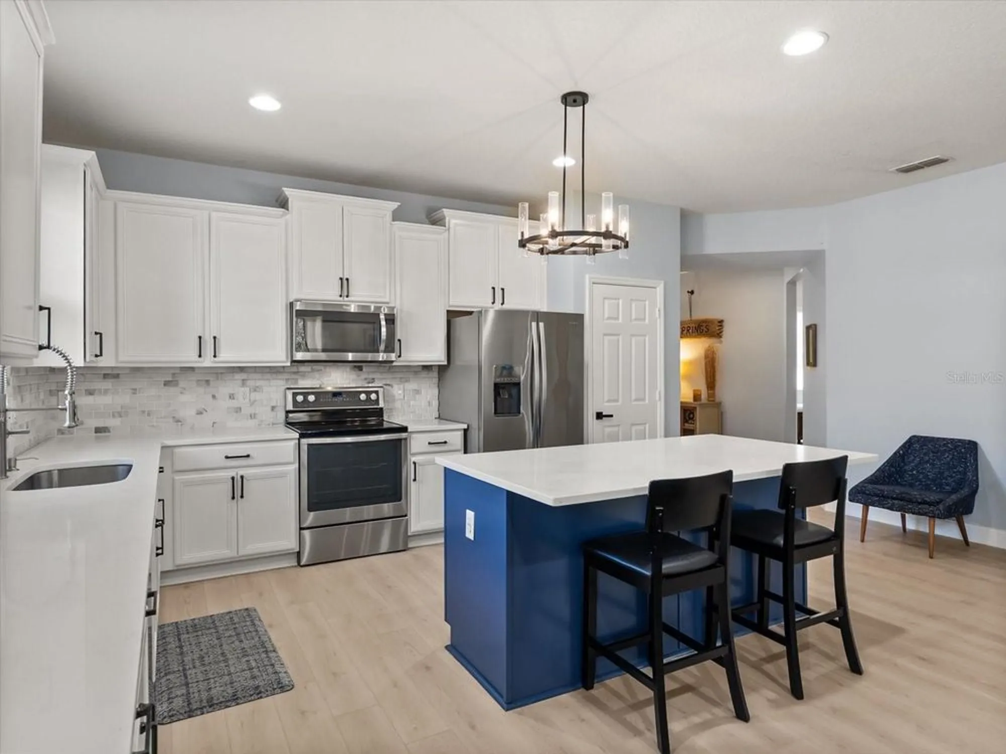 Property Slideshow image 8 of 37 | 30021 donnington loop, Mount Dora, FL, 32757