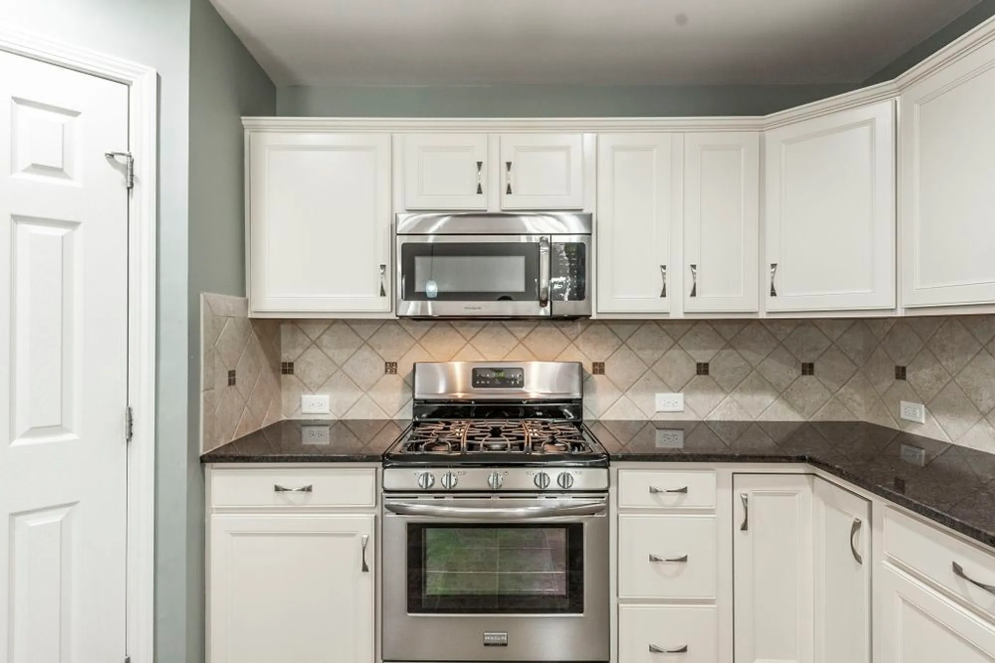 Property Slideshow image 15 of 35 | 395 devon chase hl unit 3001, Gallatin, TN, 37066