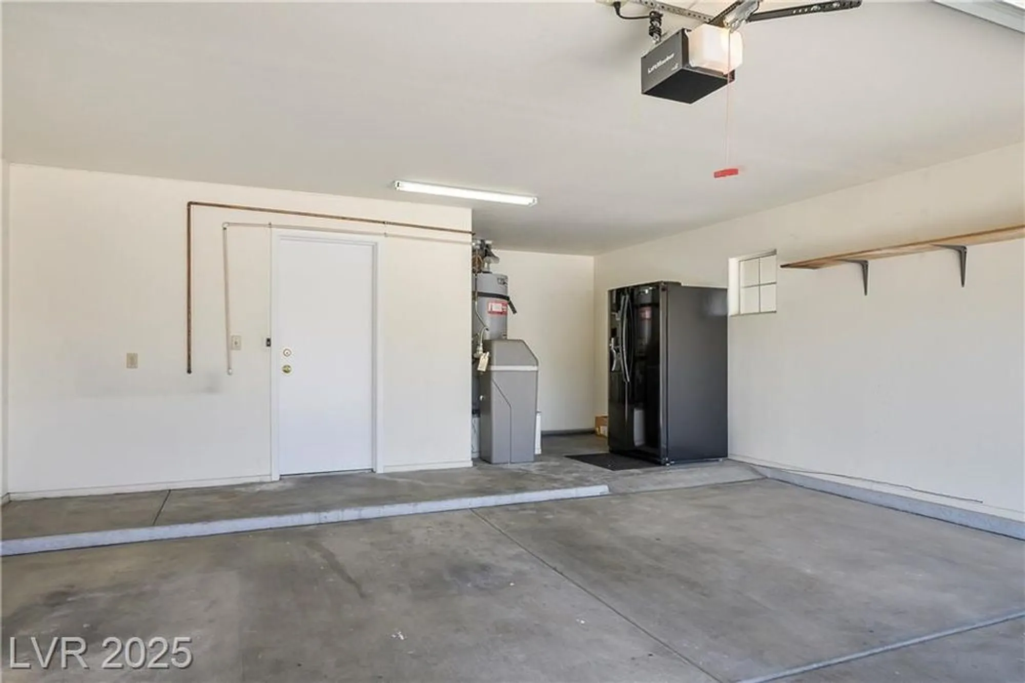 Property Slideshow image 35 of 59 | 8500 gull dr, Las Vegas, NV, 89134