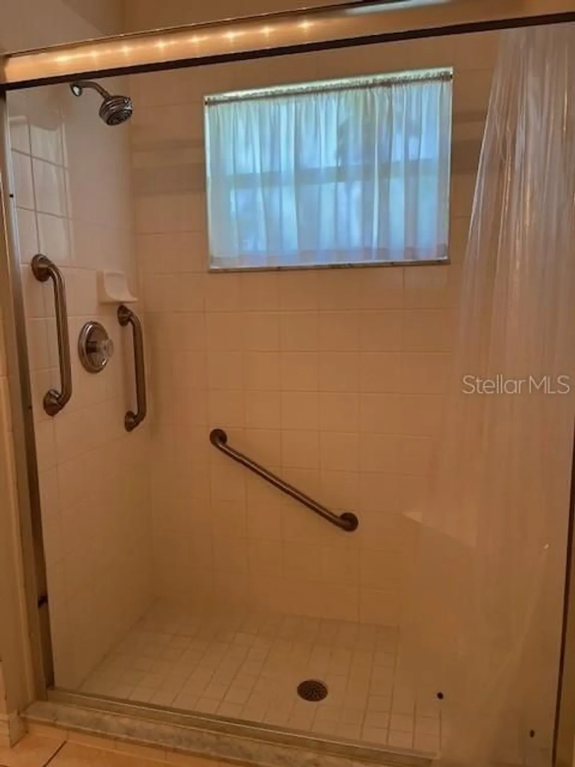 Property Slideshow image 18 of 23 | 4012 capland ave, Clermont, FL, 34711