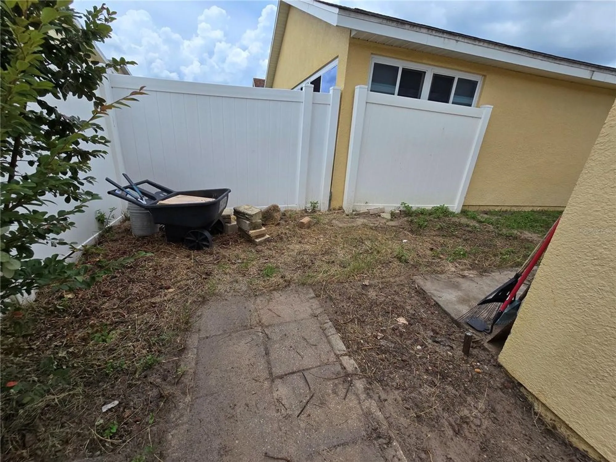 Property Slideshow image 4 of 10 | 12328 ne 48th loop, Oxford, FL, 34484