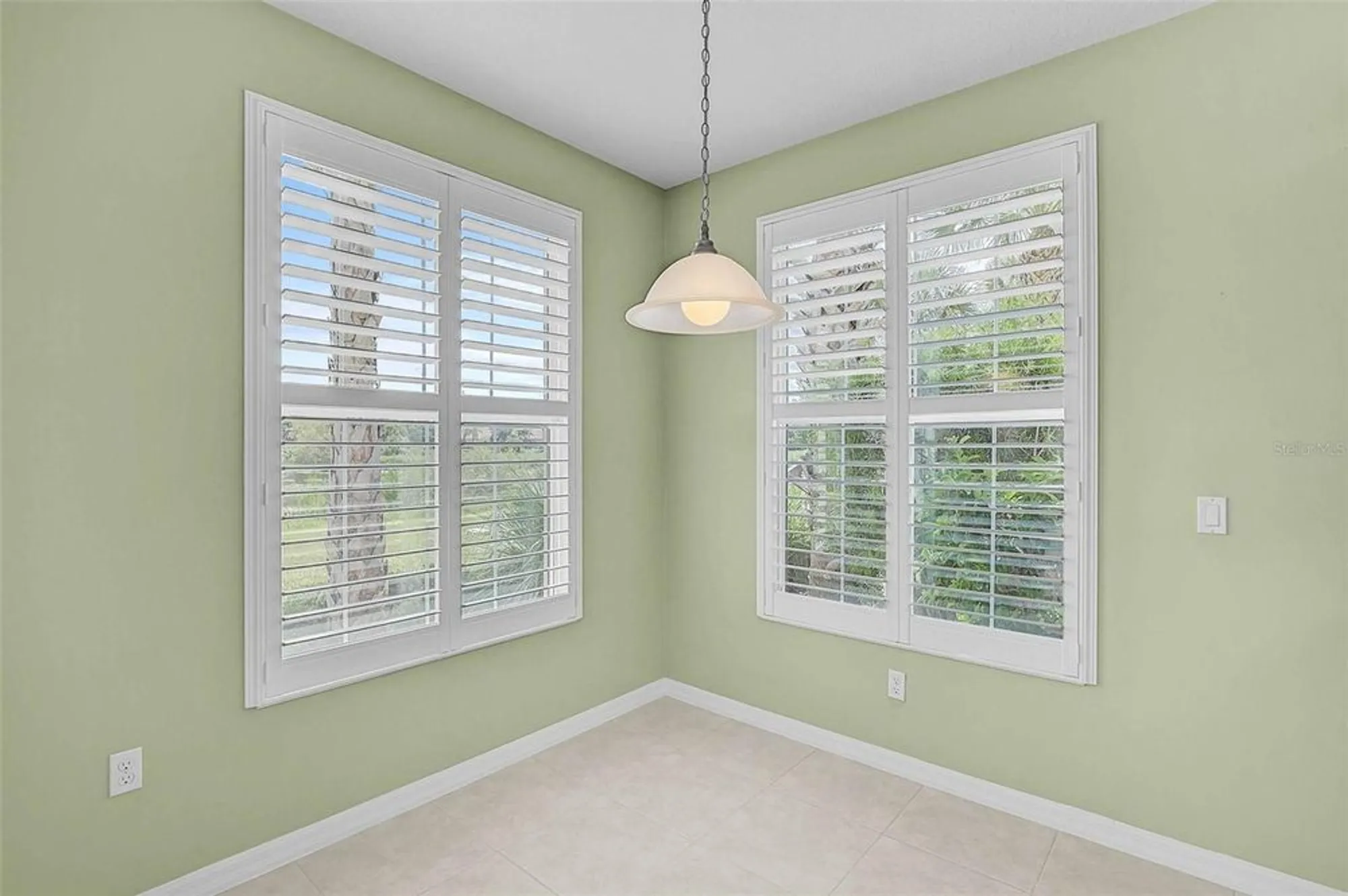Property Slideshow image 12 of 38 | 1257 burgos dr 302, Sarasota, FL, 34238