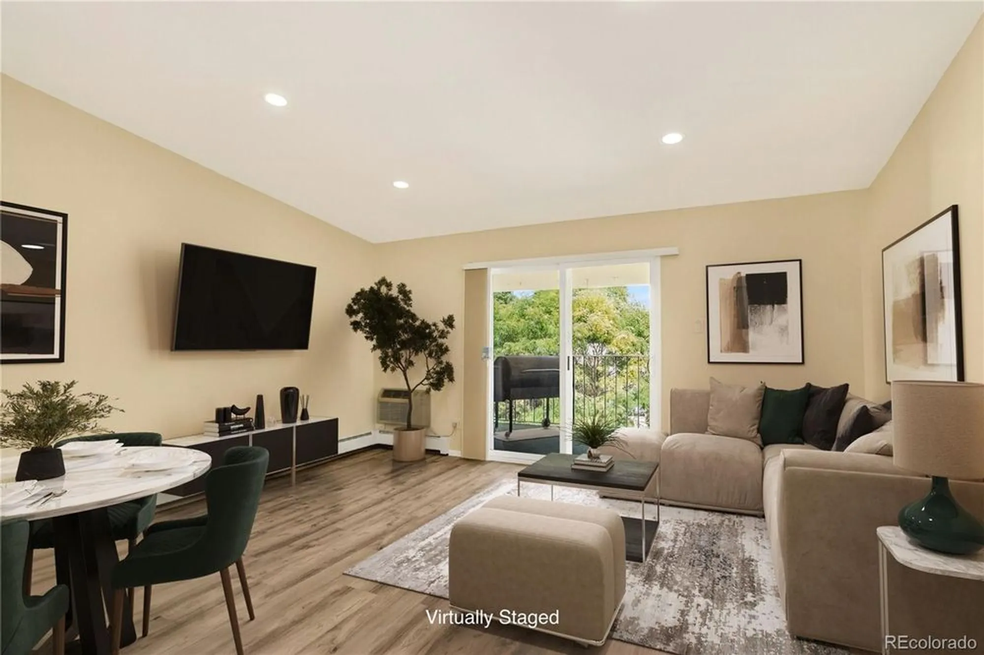 Property Slideshow image 2 of 28 | 3124 s wheeling way 404, Aurora, CO, 80014