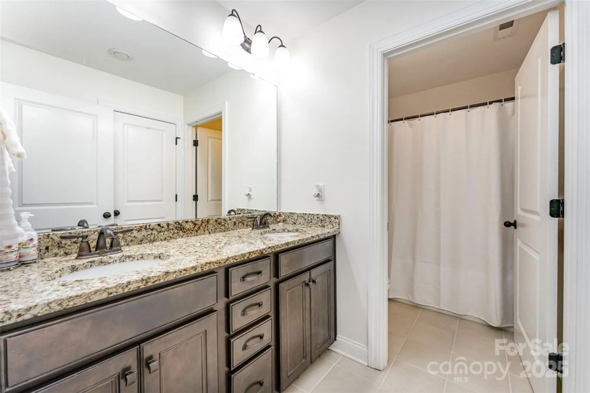 Property Slideshow image 29 of 46 | 131 canoe pole ln, Mooresville, NC, 28117