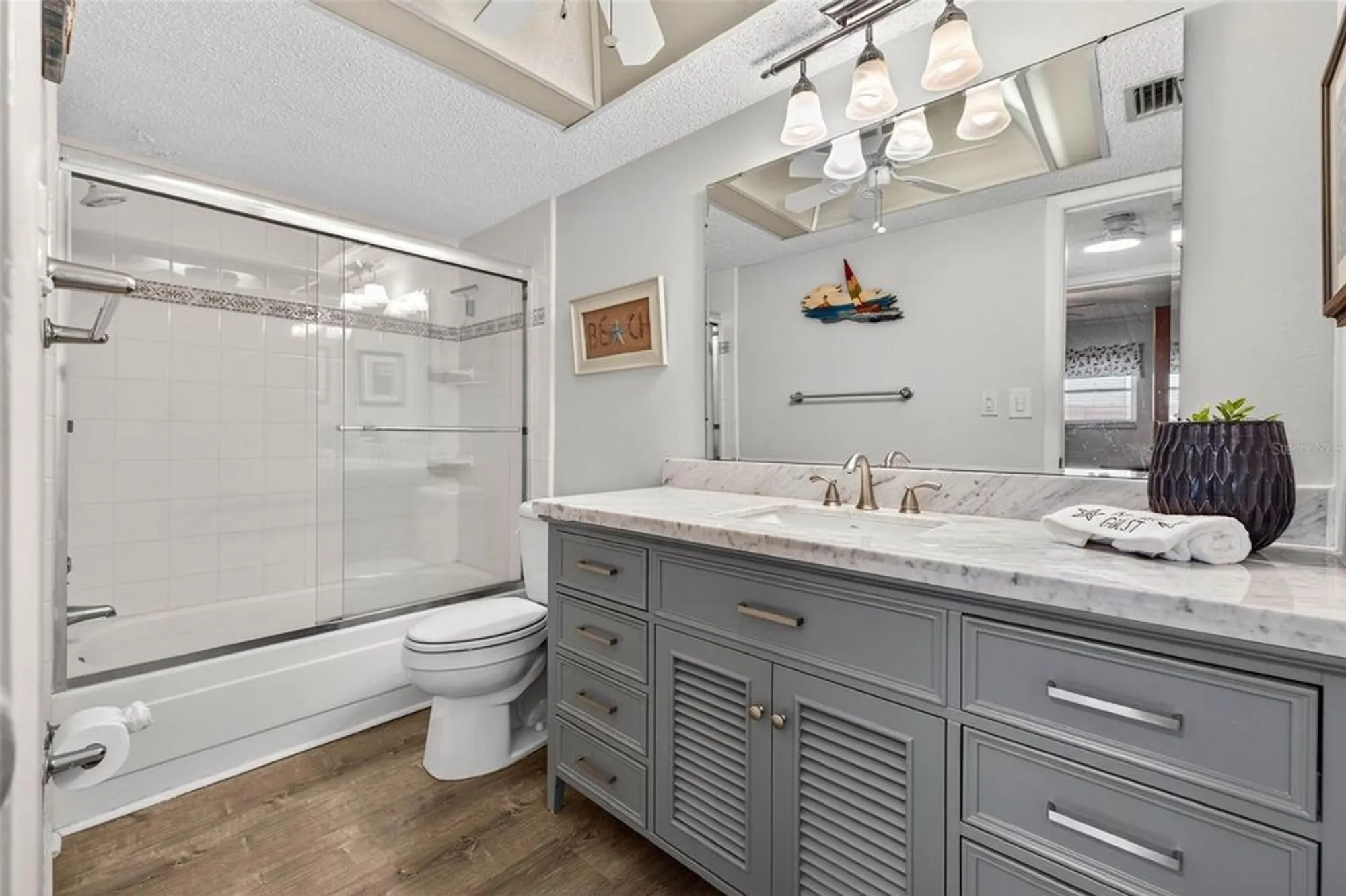 Property Slideshow image 21 of 44 | 6020 shore blvd 602, Gulfport, FL, 33707