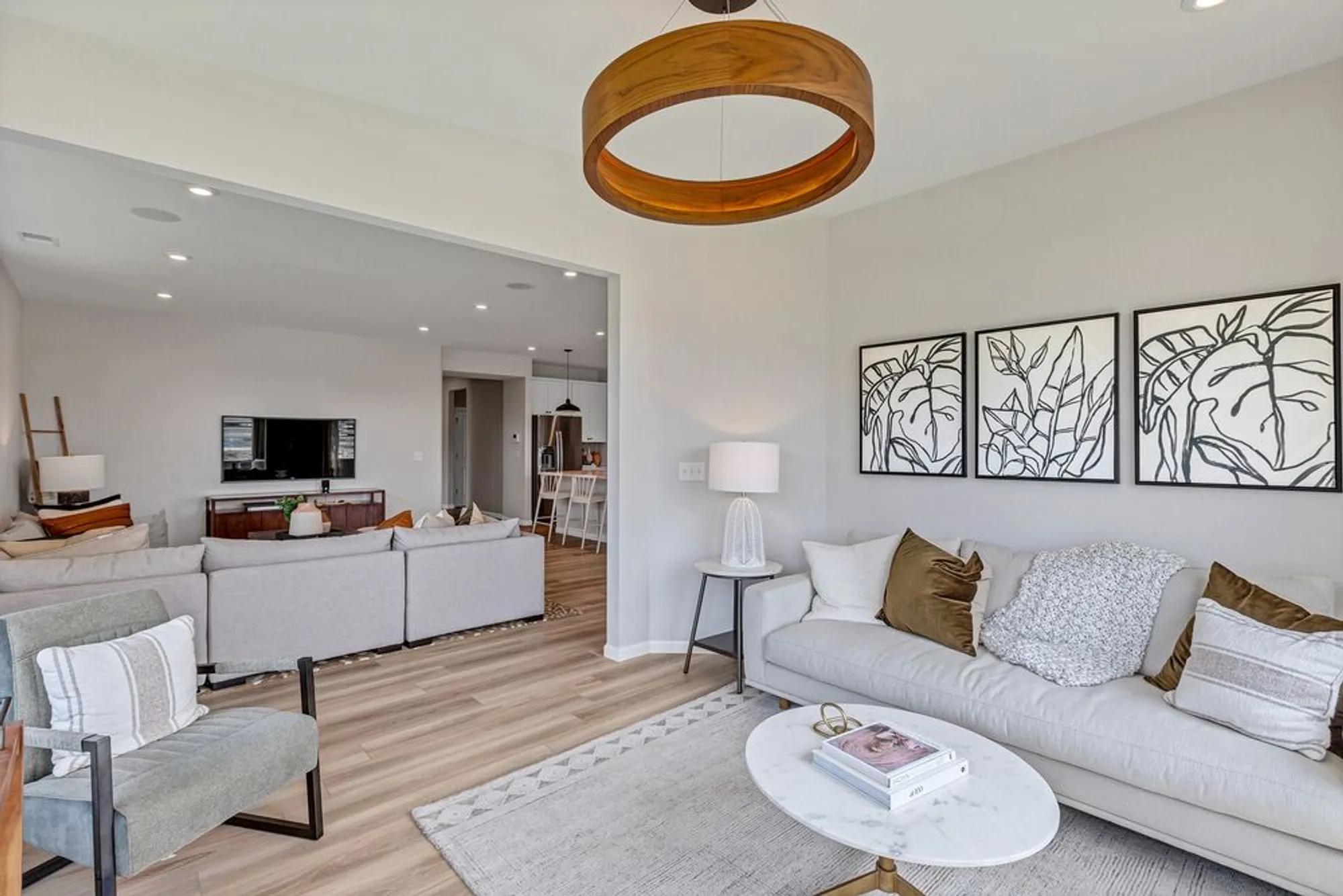 Property Slideshow image 11 of 16 | 2798 spring cir s, Lindenhurst, IL, 60046