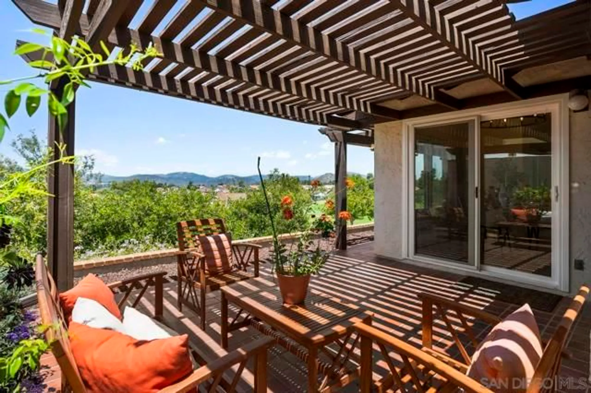 Property Slideshow image 29 of 39 | 17676 corte sobrado, San Diego, CA, 92128