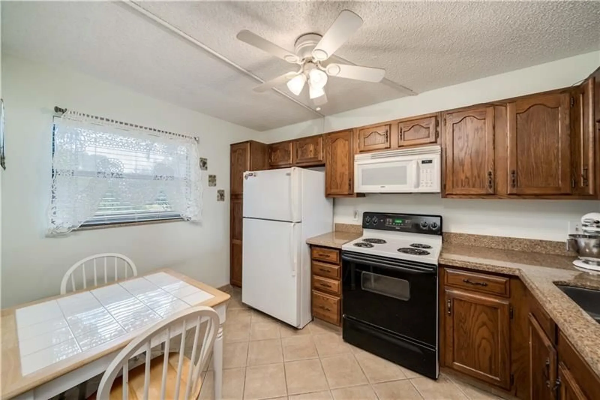 Property Slideshow image 8 of 32 | 3521 environ blvd apt 209, Lauderhill, FL, 33319