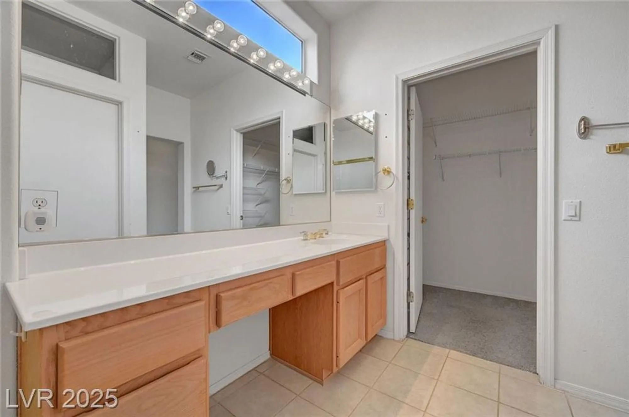 Property Slideshow image 35 of 51 | 3020 ripon dr, Las Vegas, NV, 89134