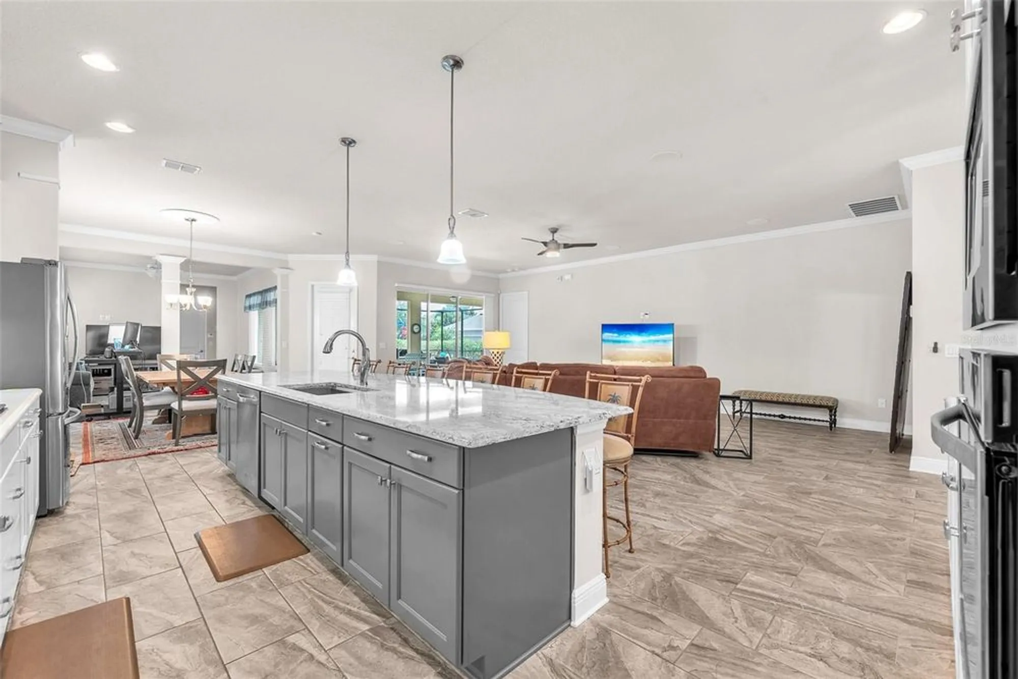 Property Slideshow image 28 of 58 | 6122 watercolor dr, Lithia, FL, 33547