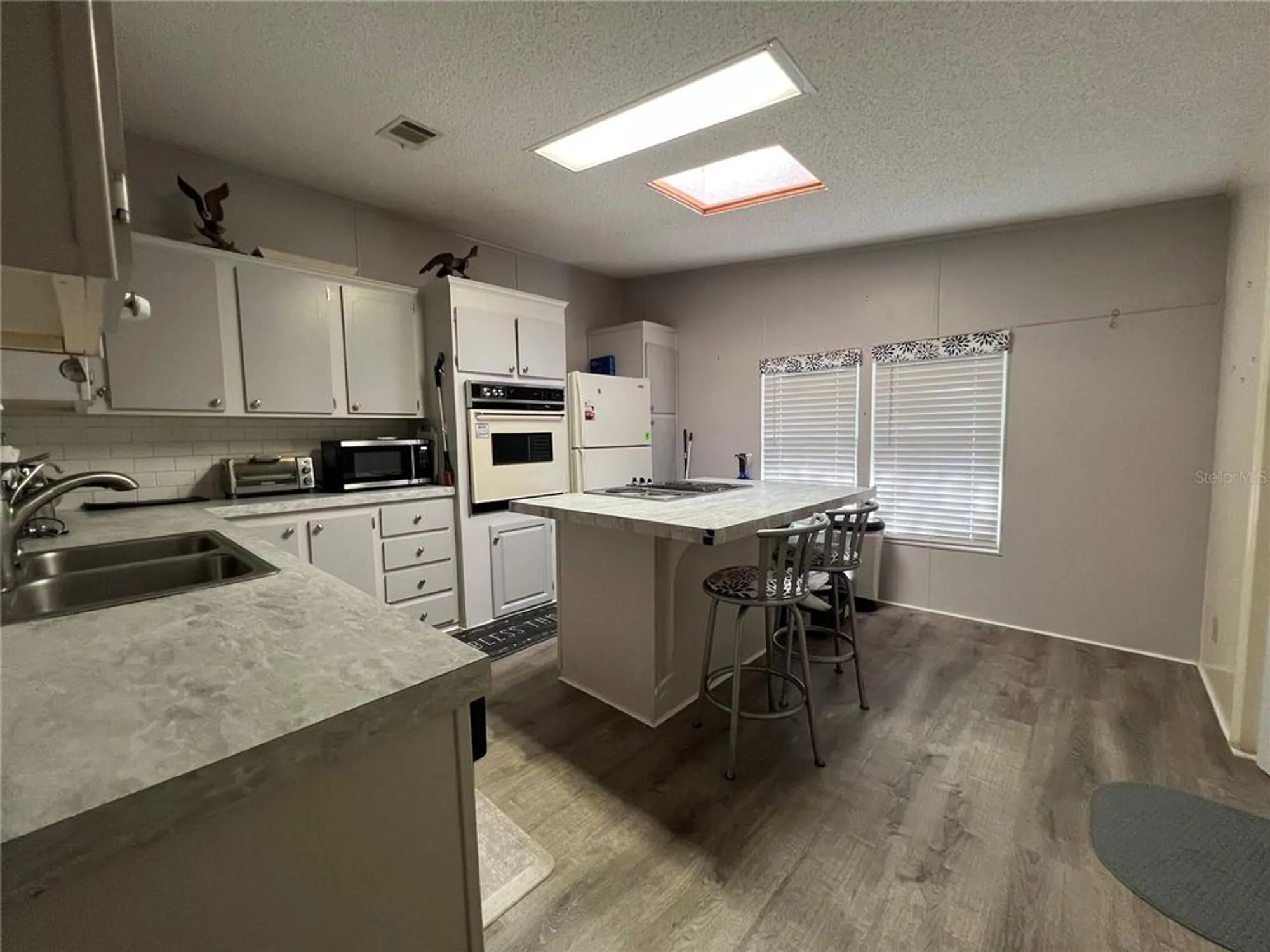 Property Slideshow image 4 of 27 | 600 oak blvd, Wildwood, FL, 34785