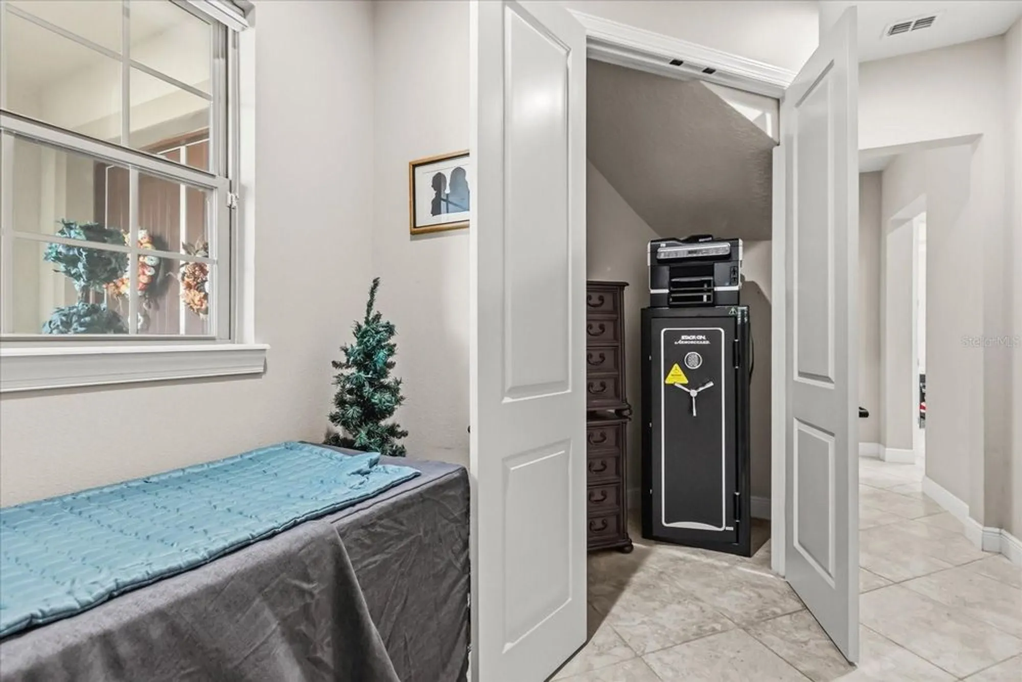 Property Slideshow image 22 of 37 | 11675 savona way, Orlando, FL, 32827