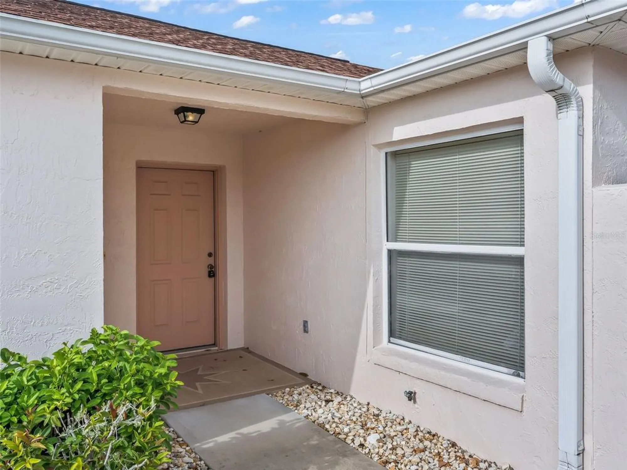 Property Slideshow image 5 of 53 | 744 hernandez dr, The Villages, FL, 32159