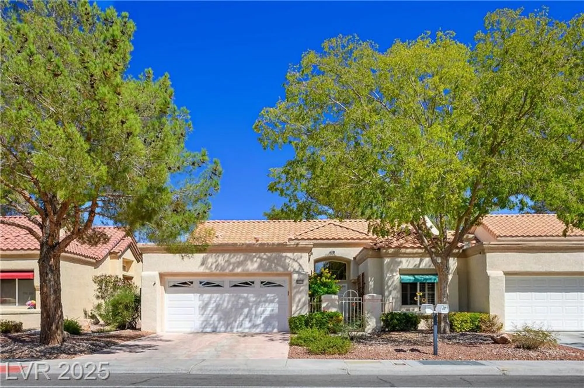 Property Slideshow image 29 of 63 | 9012 sundial dr, Las Vegas, NV, 89134