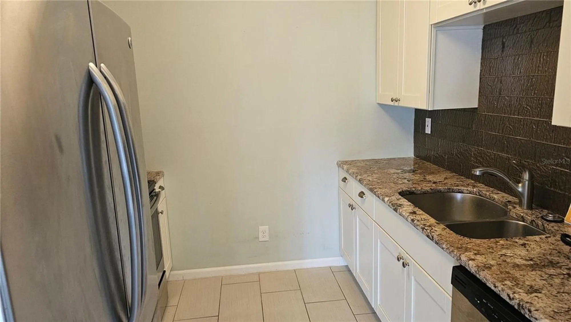 Property Slideshow image 9 of 19 | 1902 dandridge st apt 12, Sun City Center, FL, 33573