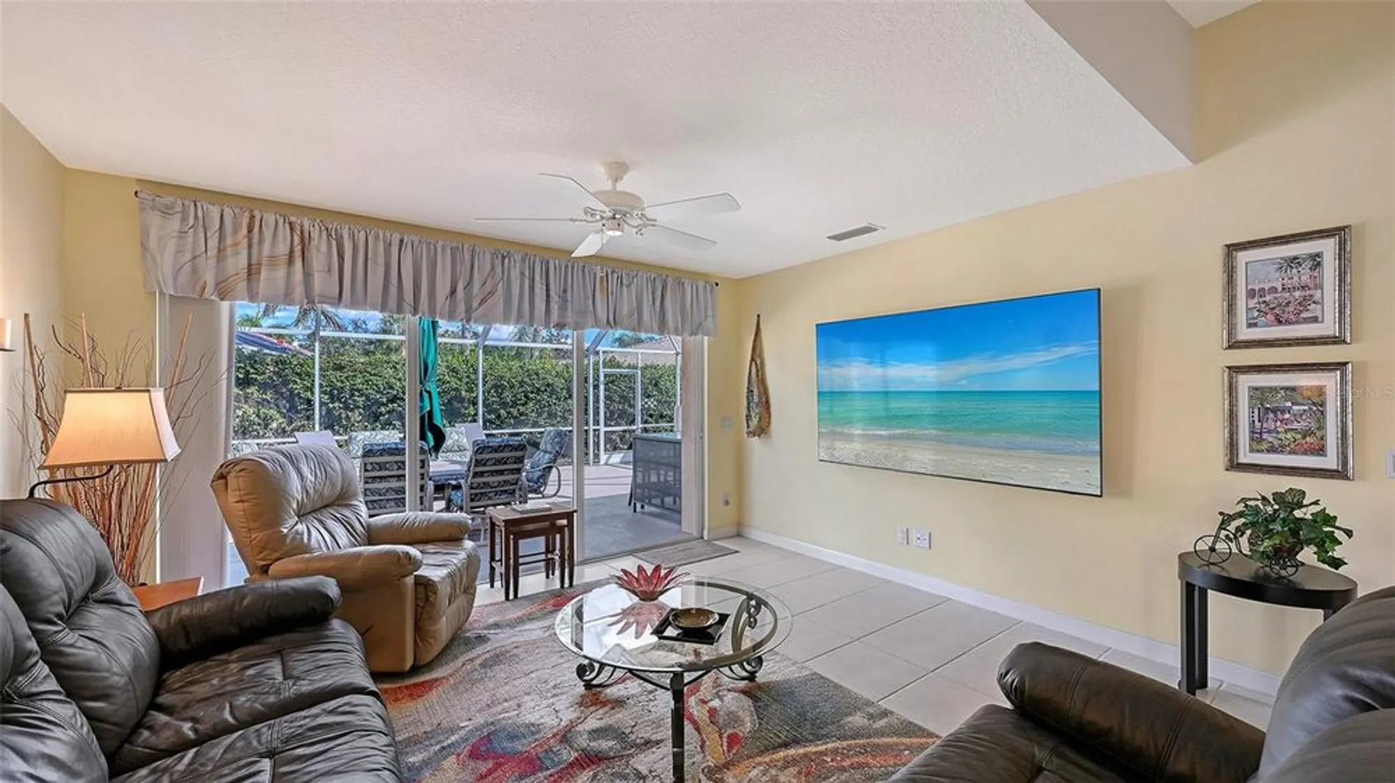 Property Slideshow image 21 of 87 | 5770 ivrea dr, Sarasota, FL, 34238