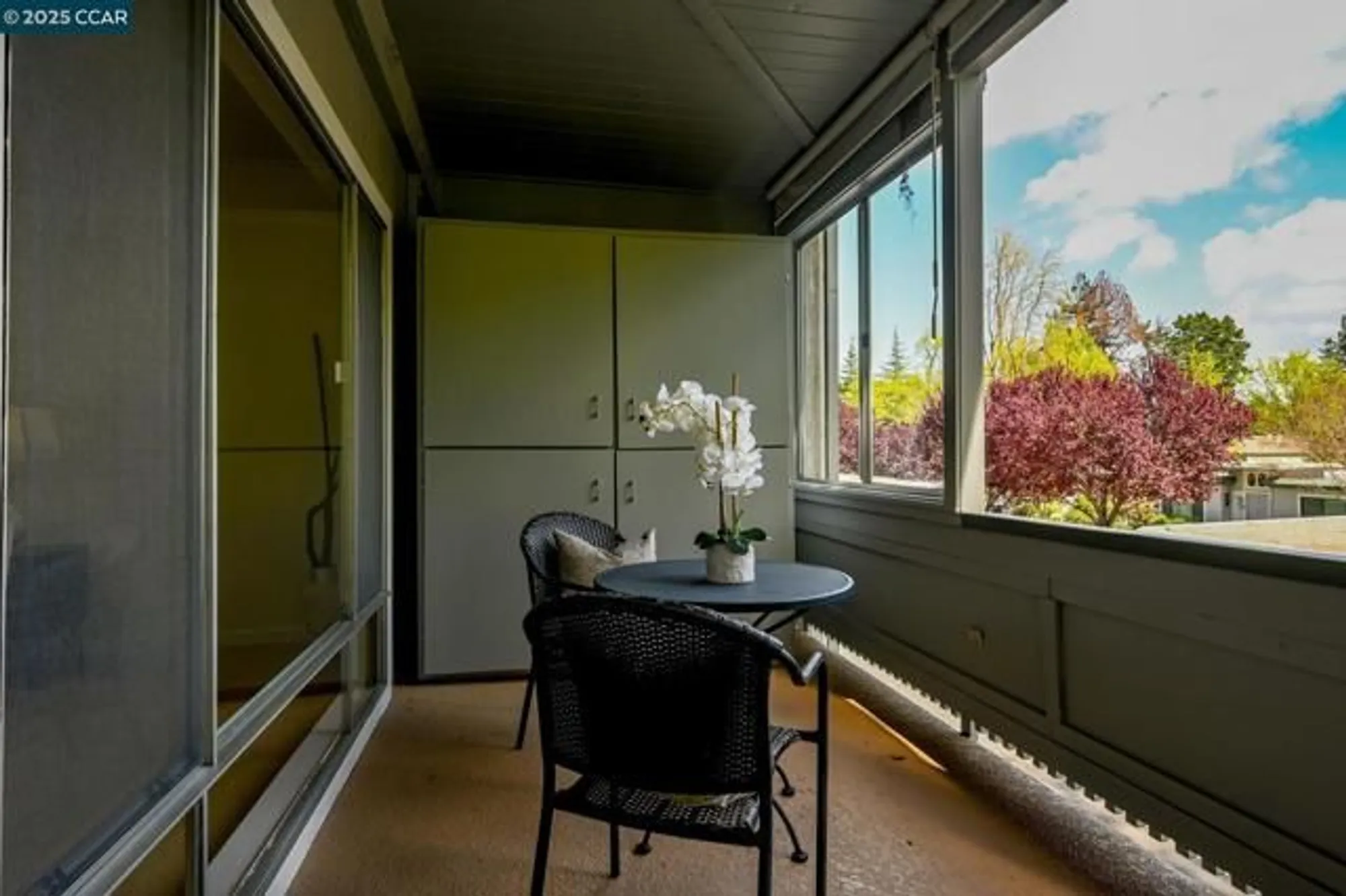 Property Slideshow image 10 of 36 | 1549 oakmont dr 12, Walnut Creek, CA, 94595