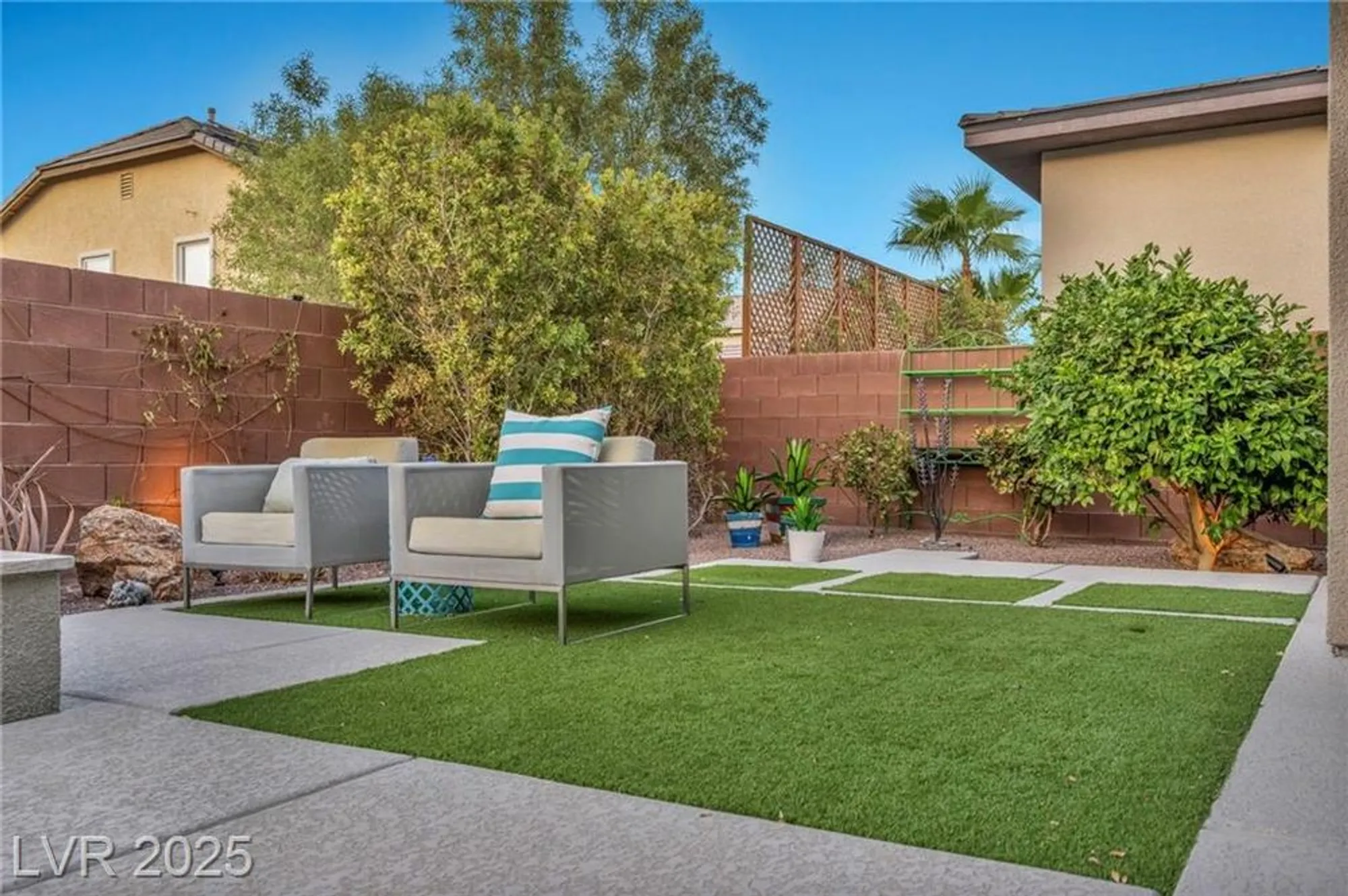 Property Slideshow image 52 of 87 | 9988 regency square ave, Las Vegas, NV, 89148