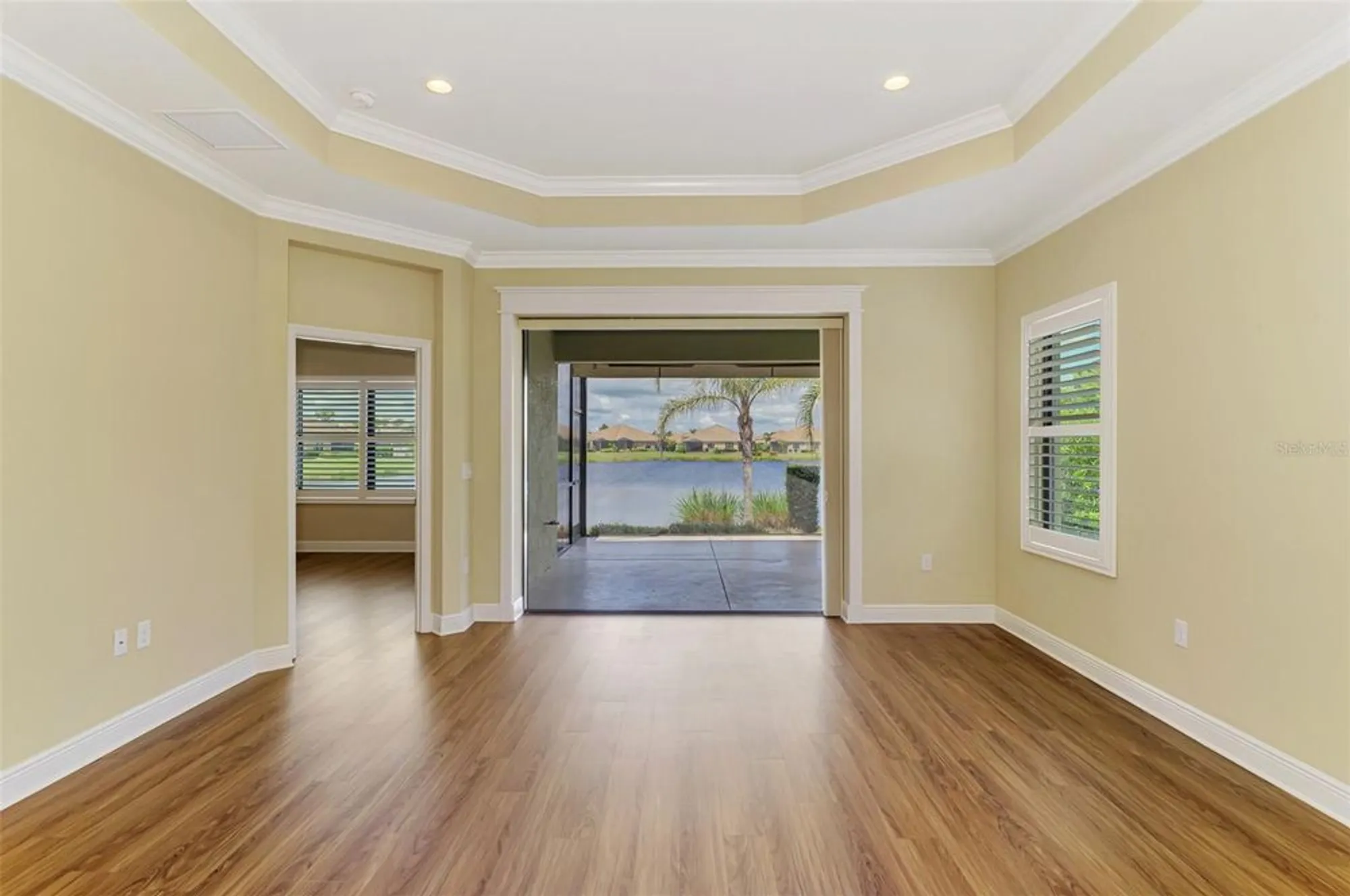 Property Slideshow image 14 of 69 | 21641 winter park ct, Venice, FL, 34293