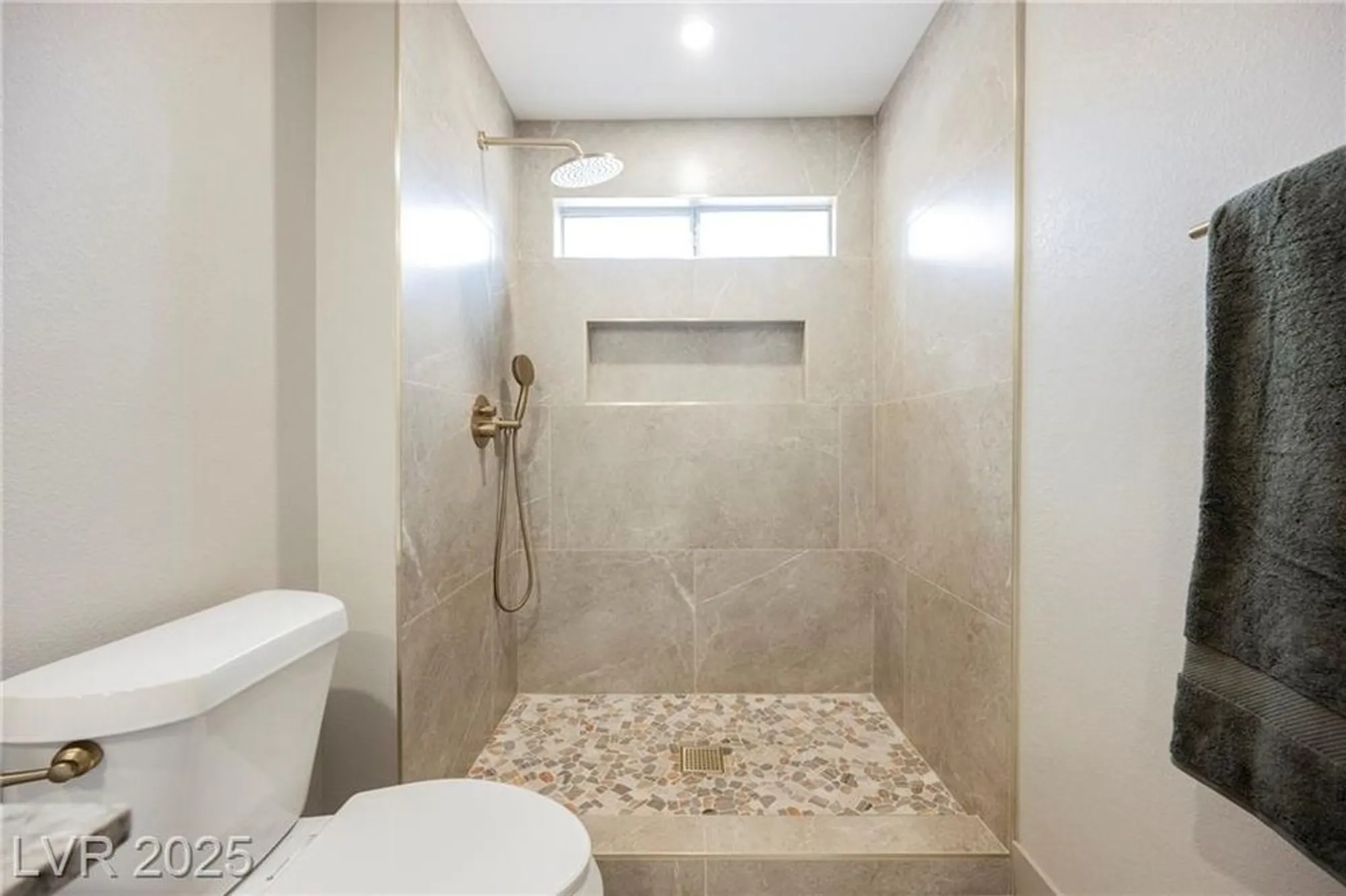 Property Slideshow image 23 of 28 | 9337 quail ridge dr, Las Vegas, NV, 89134