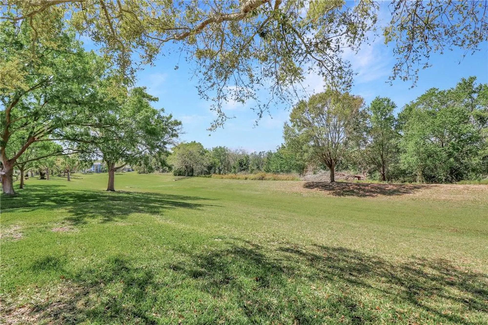 Property Slideshow image 25 of 46 | 20751 queen alexandra dr, Leesburg, FL, 34748