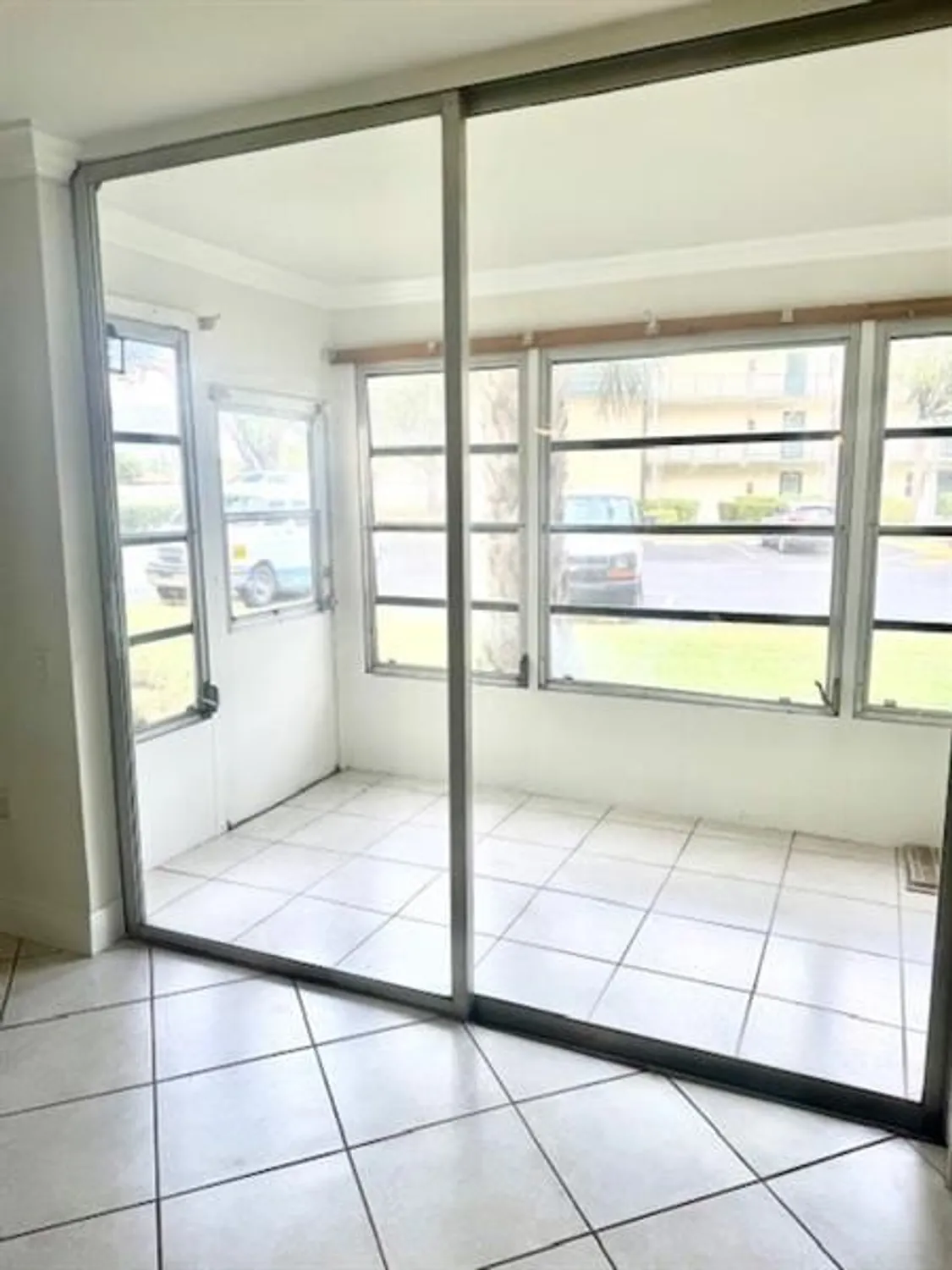 Property Slideshow image 13 of 21 | 9091 lime bay blvd apt 109, Tamarac, FL, 33321