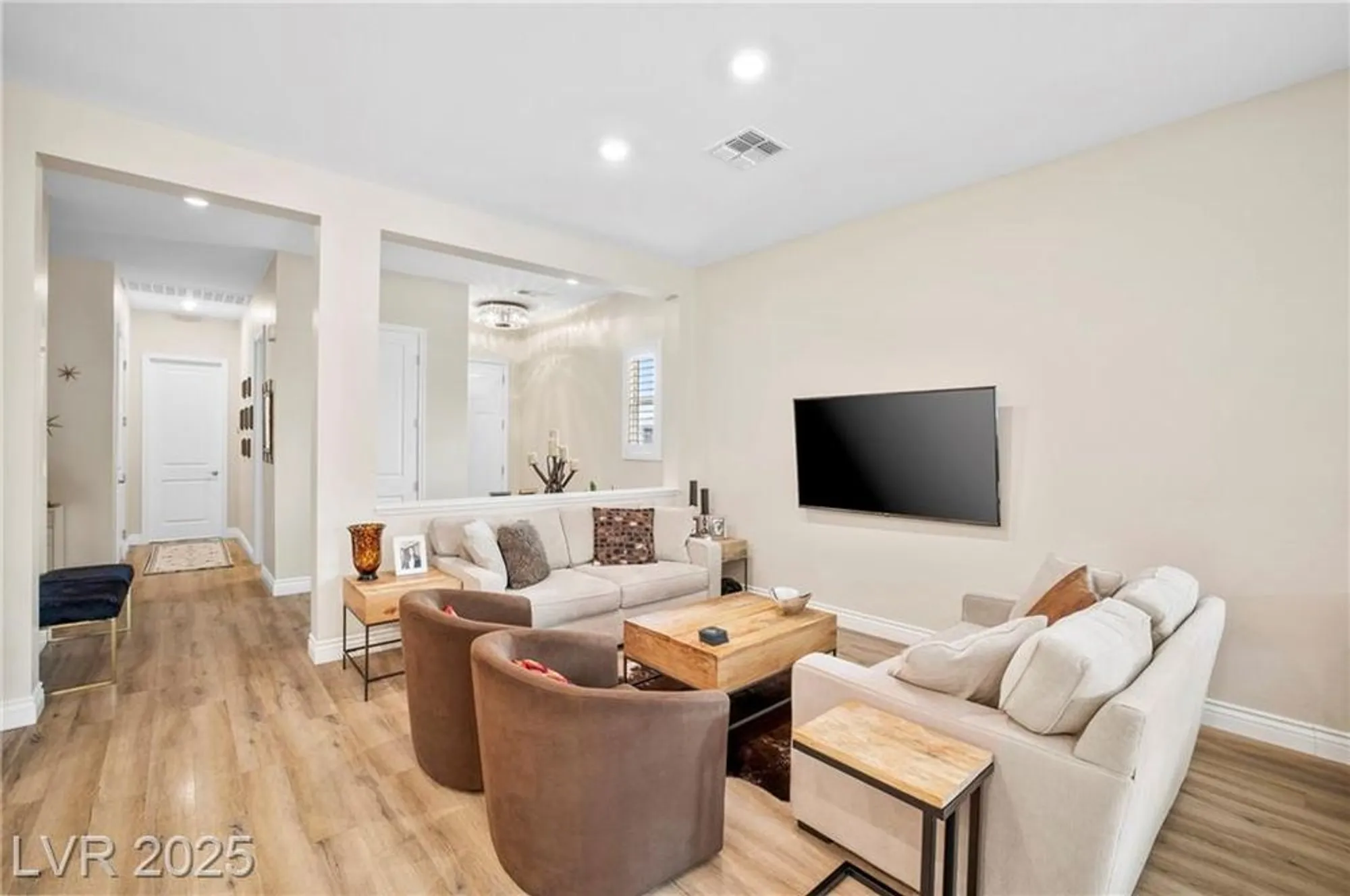 Property Slideshow image 7 of 45 | 10631 silver pond ave, Las Vegas, NV, 89135