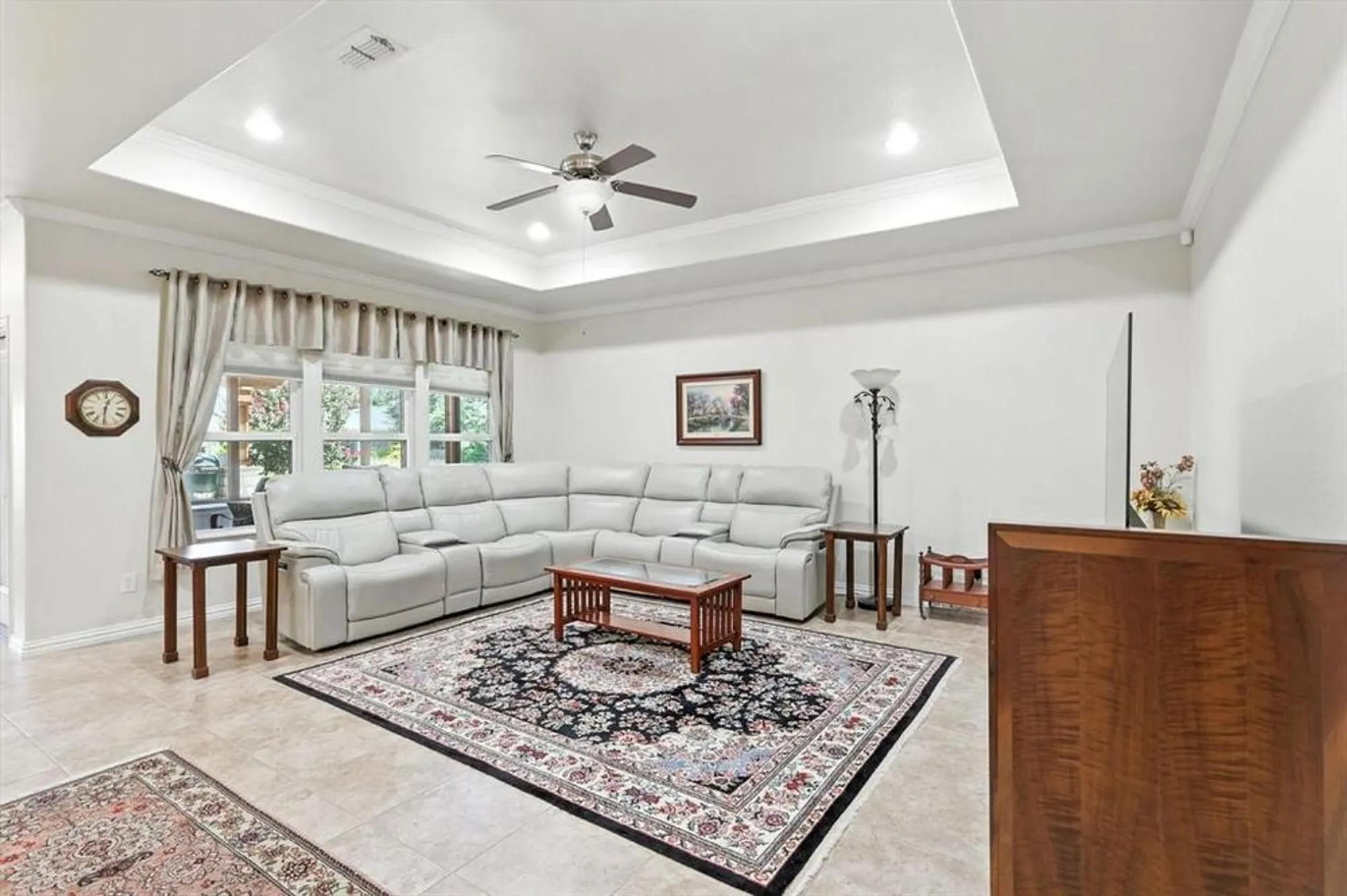 Property Slideshow image 10 of 40 | 2528 oyster bay dr, Frisco, TX, 75036
